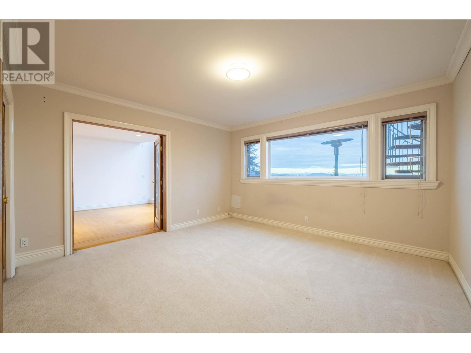 888 Sentinel Drive, West Vancouver, British Columbia  V7T 1T2 - Photo 35 - R2818233