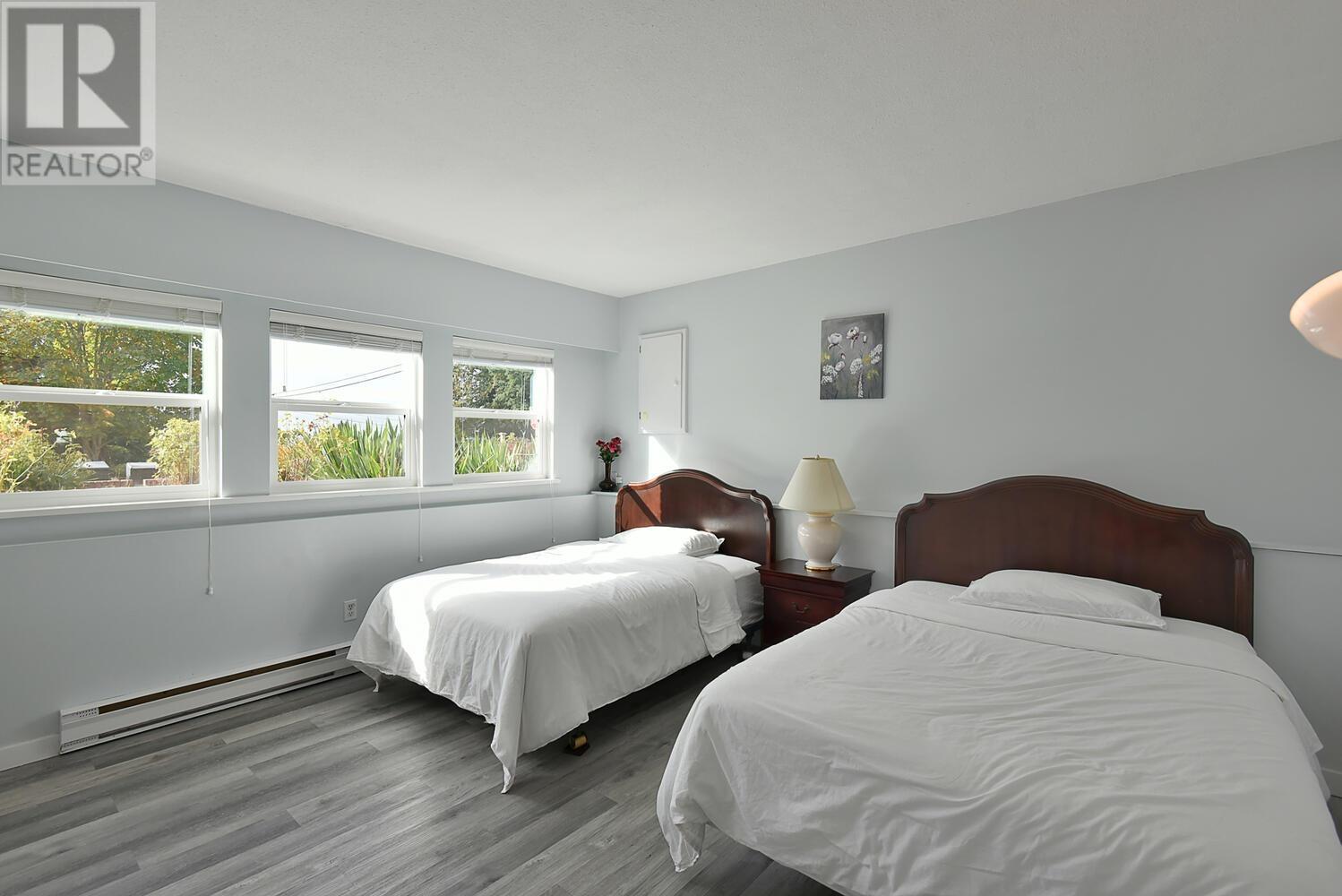 6488 Norvan Road, Sechelt, British Columbia  V7Z 0S6 - Photo 22 - R2818391