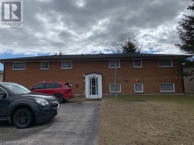 300 Queen Street, Kincardine, Ontario  N2Z 2R9 - Photo 3 - 40489859