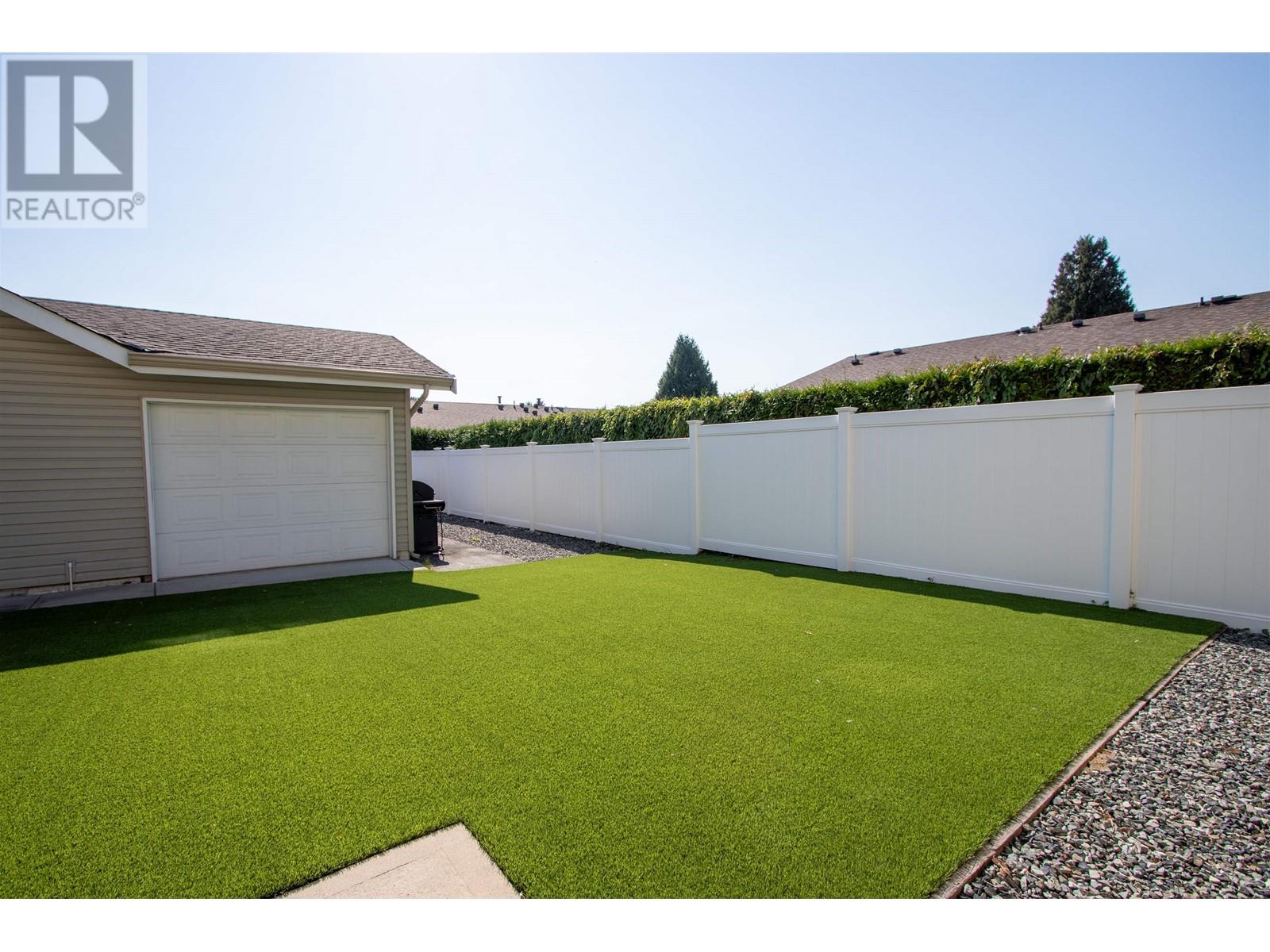 18976 Advent Road, Pitt Meadows, British Columbia  V3Y 2G4 - Photo 21 - R2818616