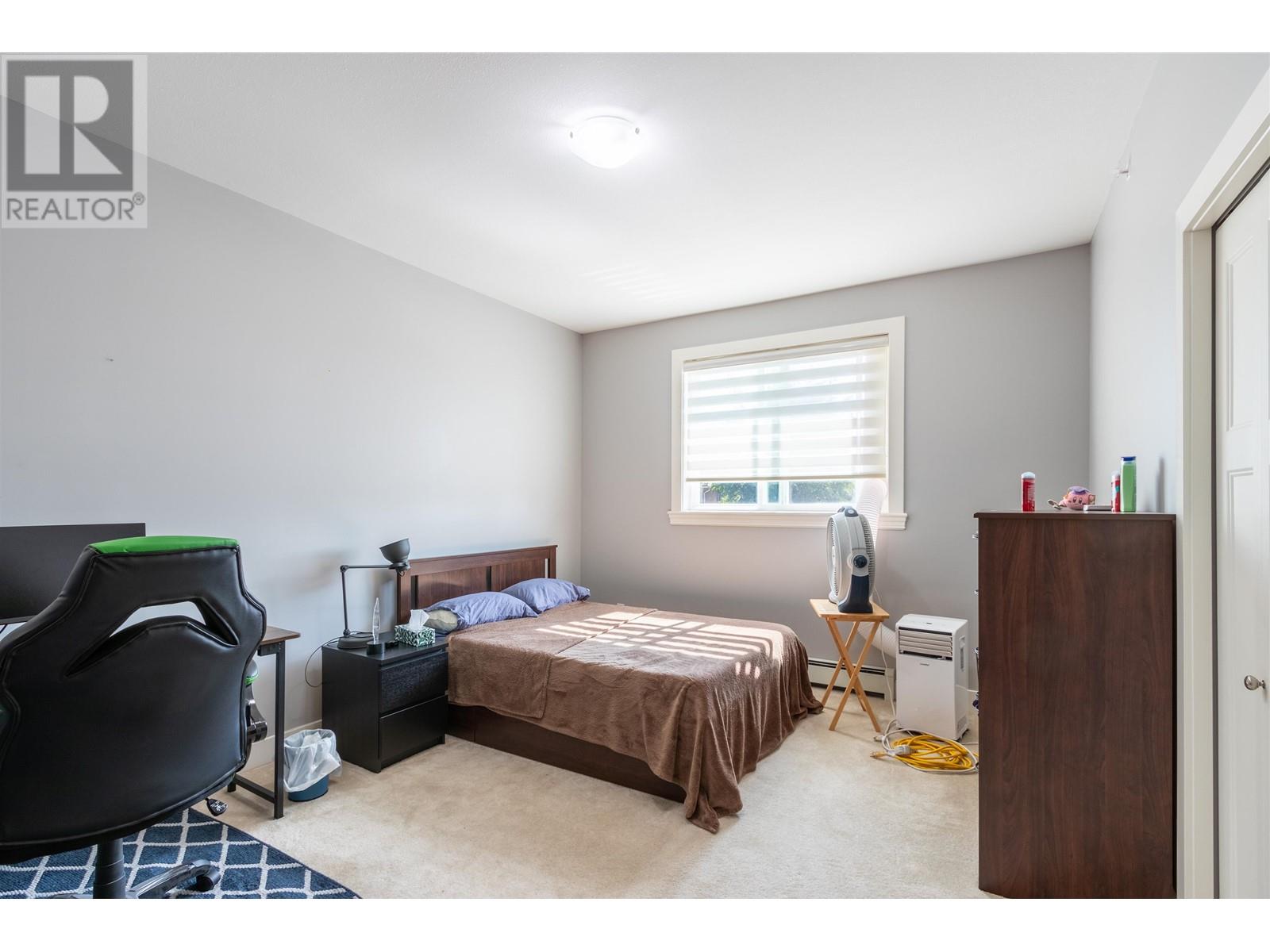 18976 Advent Road, Pitt Meadows, British Columbia  V3Y 2G4 - Photo 13 - R2818616