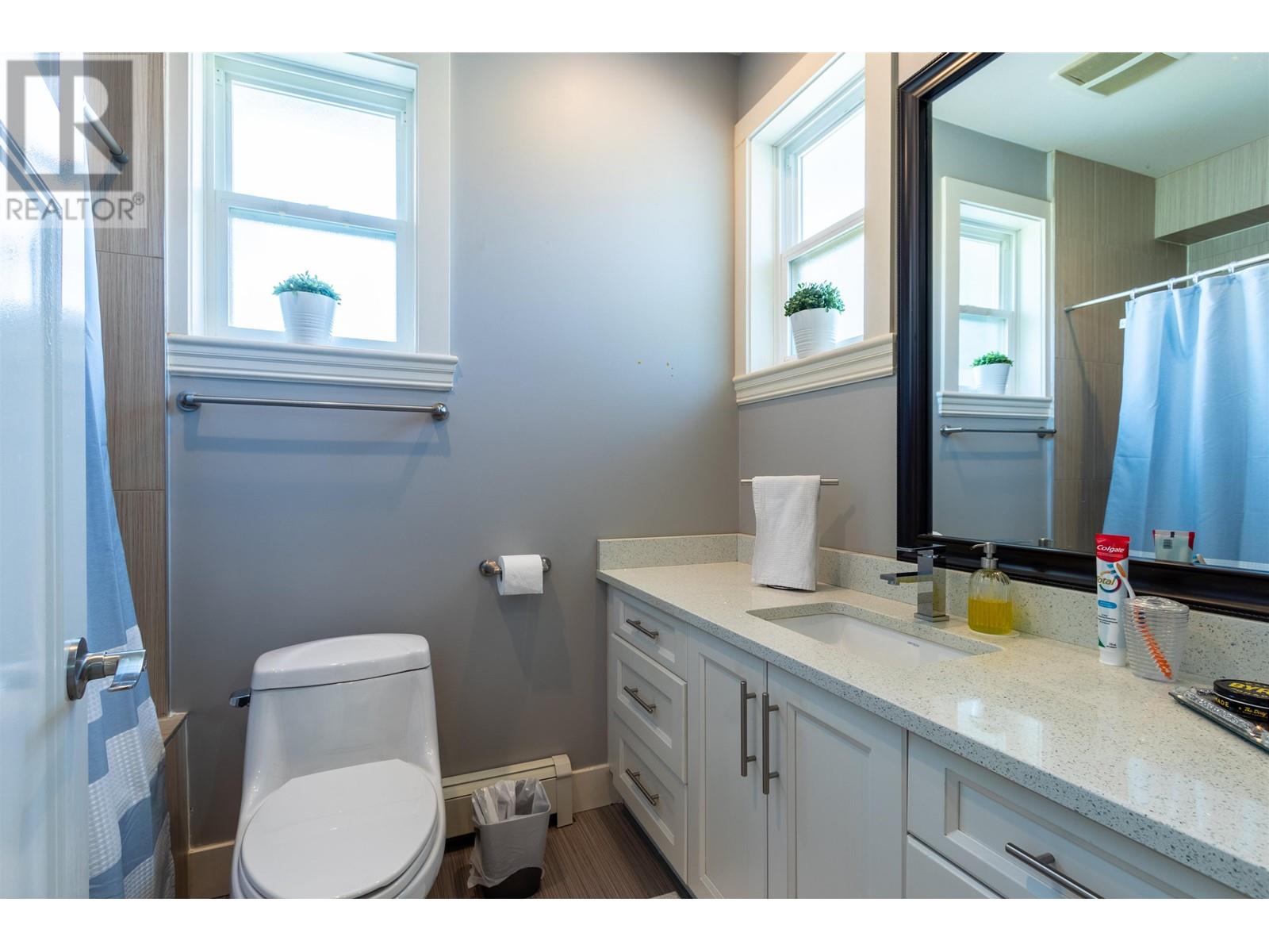 18976 Advent Road, Pitt Meadows, British Columbia  V3Y 2G4 - Photo 15 - R2818616