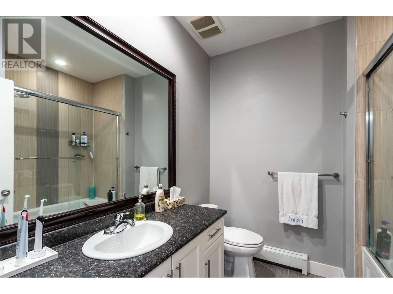 18976 Advent Road, Pitt Meadows, British Columbia  V3Y 2G4 - Photo 14 - R2818616