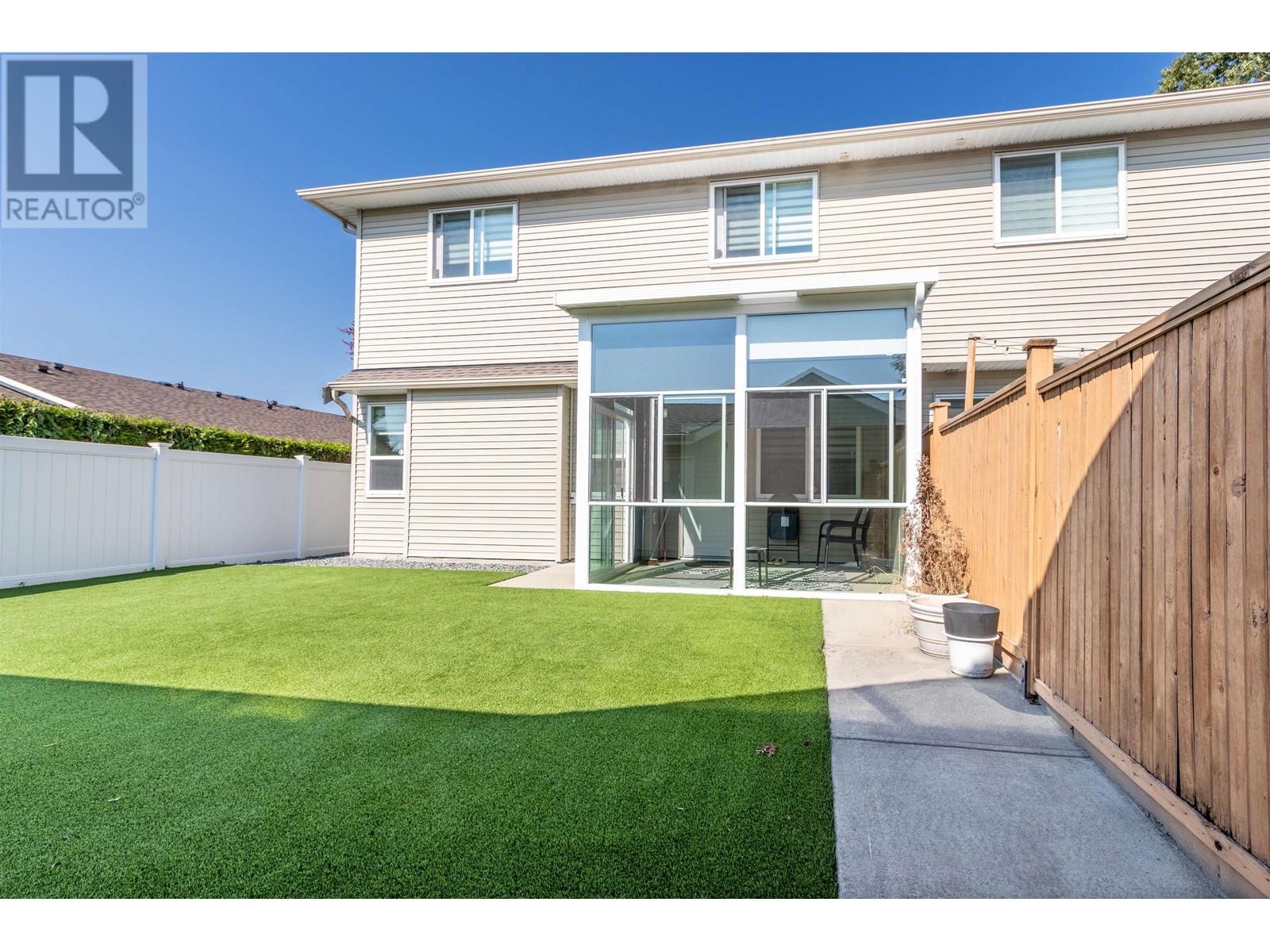 18976 Advent Road, Pitt Meadows, British Columbia  V3Y 2G4 - Photo 19 - R2818616