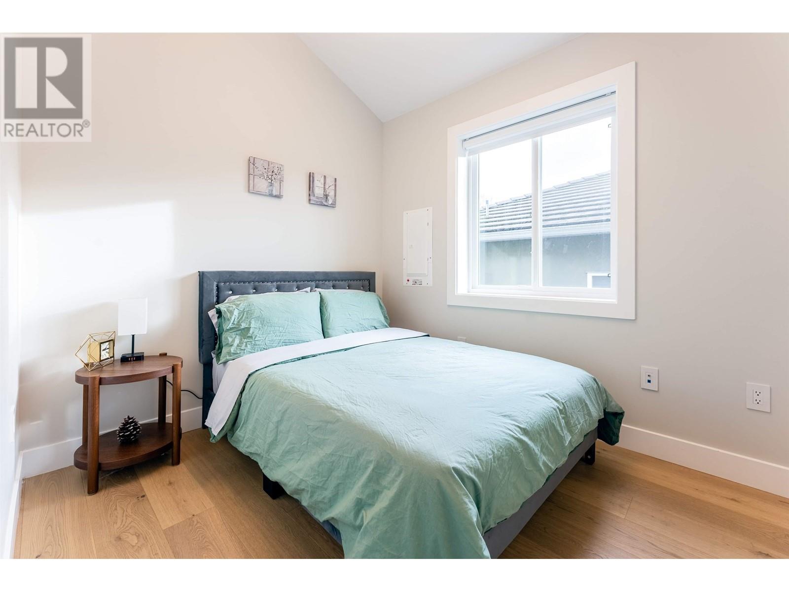 4246 E Victoria Drive, Vancouver, British Columbia  V5N 4N4 - Photo 13 - R2818302