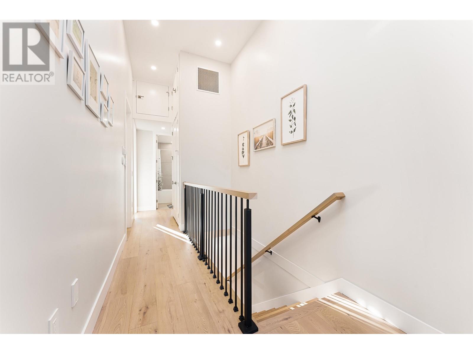 4246 E Victoria Drive, Vancouver, British Columbia  V5N 4N4 - Photo 10 - R2818302