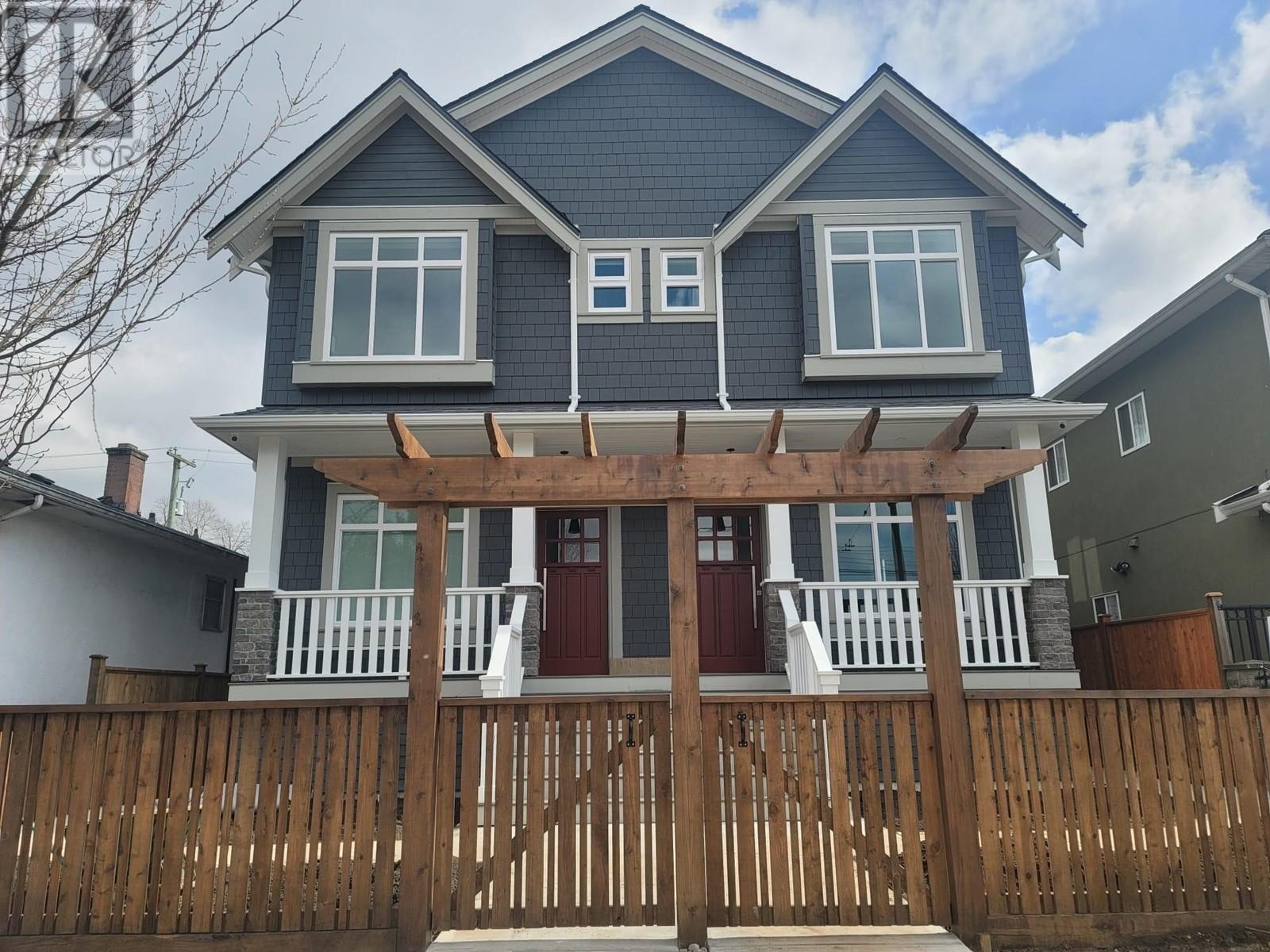 4246 E Victoria Drive, Vancouver, British Columbia  V5N 4N4 - Photo 2 - R2818302