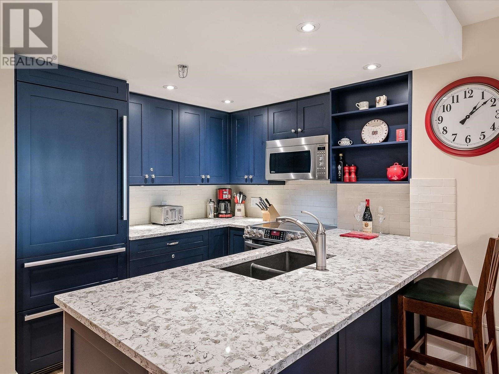 203 4910 Spearhead Place, Whistler, British Columbia  V0N 1B4 - Photo 12 - R2818665