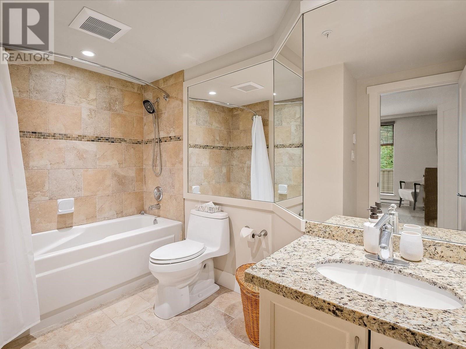 203 4910 Spearhead Place, Whistler, British Columbia  V0N 1B4 - Photo 17 - R2818665