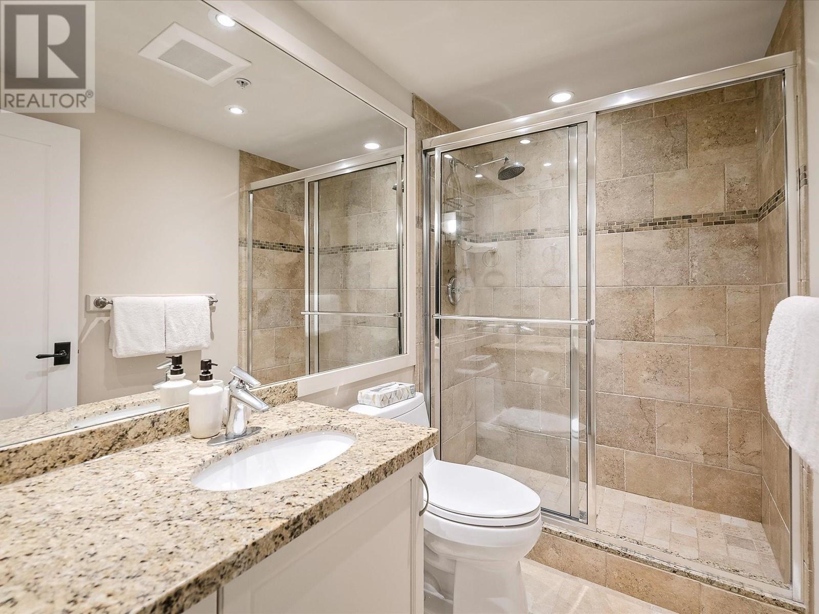 203 4910 Spearhead Place, Whistler, British Columbia  V0N 1B4 - Photo 19 - R2818665