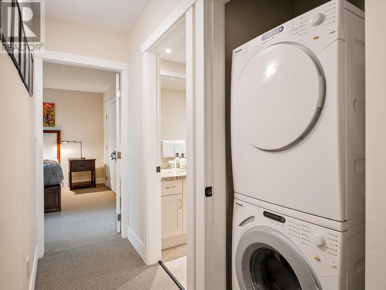 203 4910 Spearhead Place, Whistler, British Columbia  V0N 1B4 - Photo 20 - R2818665