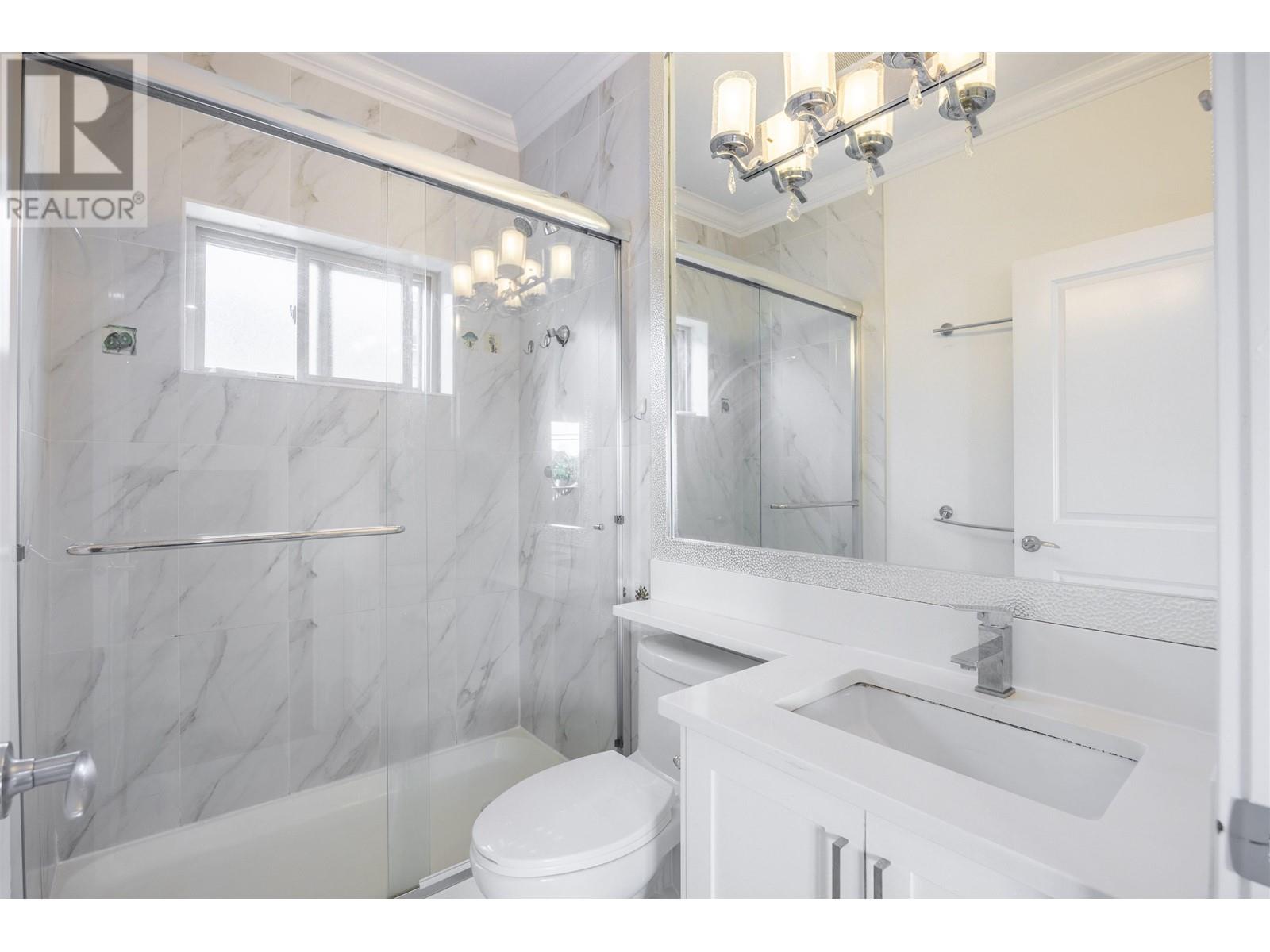 7847 15th Street, Burnaby, British Columbia  V3N 2M7 - Photo 8 - R2812834