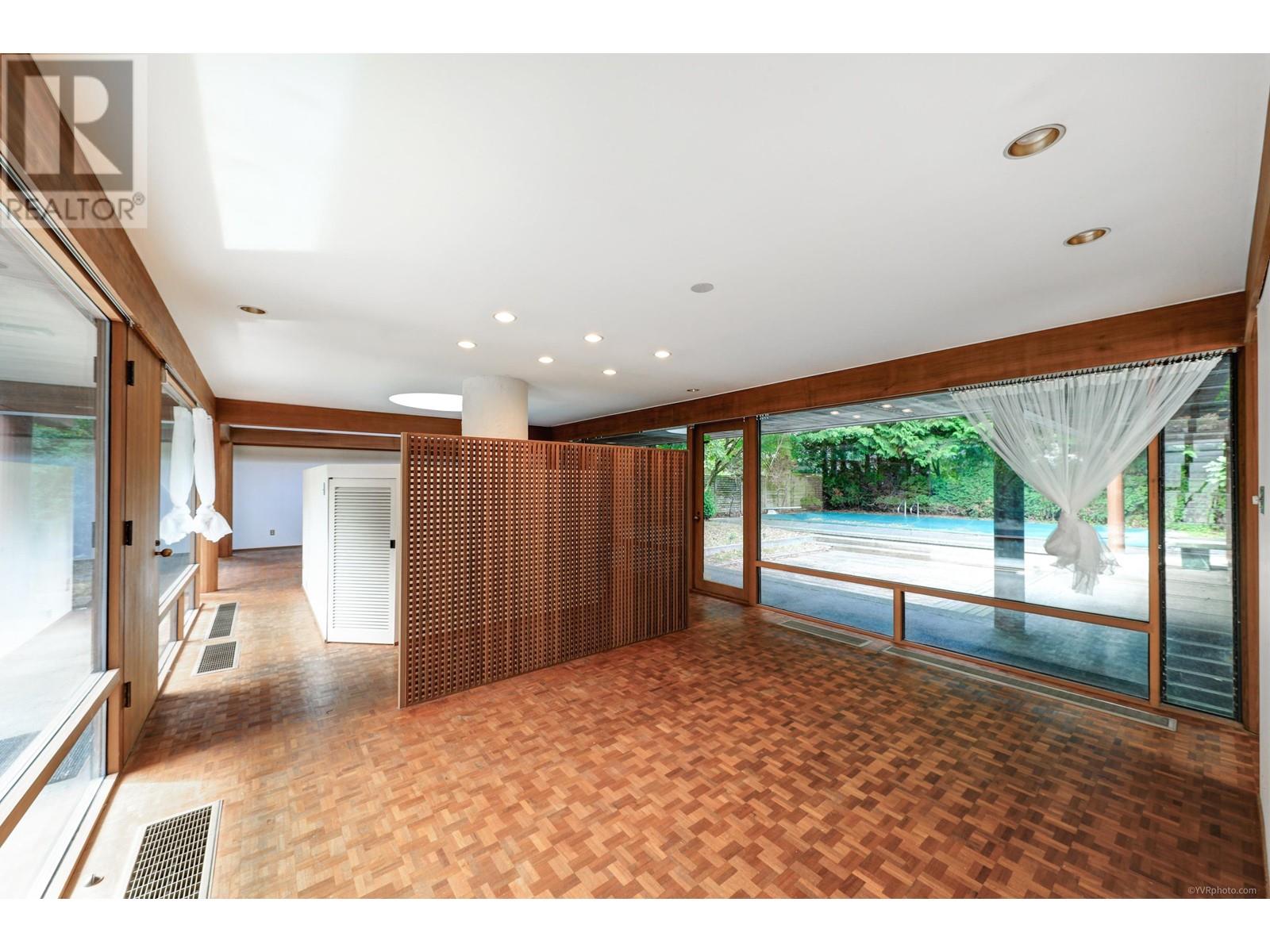 7651 Sunnymede Crescent, Richmond, British Columbia  V6Y 1H3 - Photo 13 - R2817002