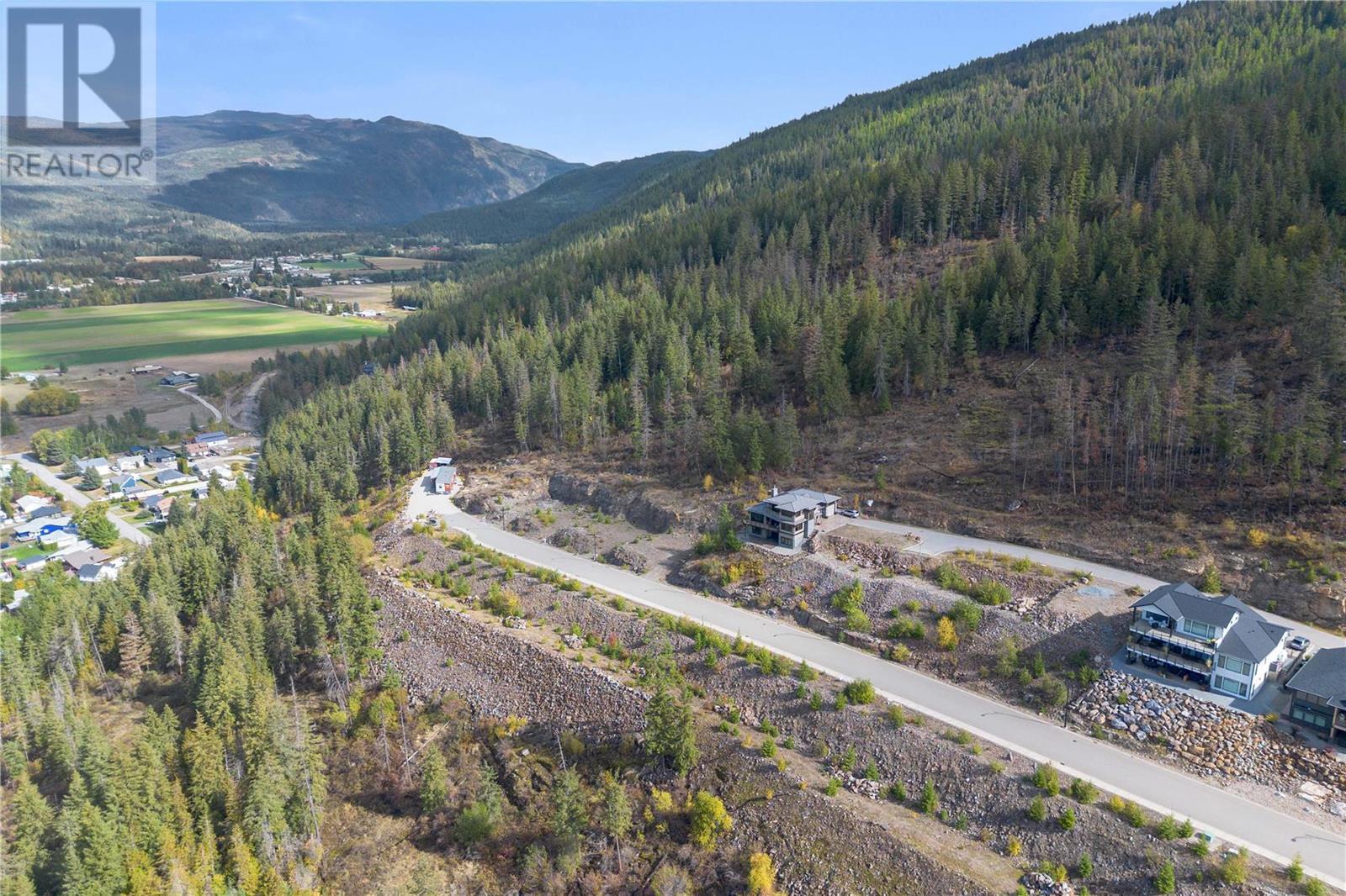 282 Bayview Drive Sicamous