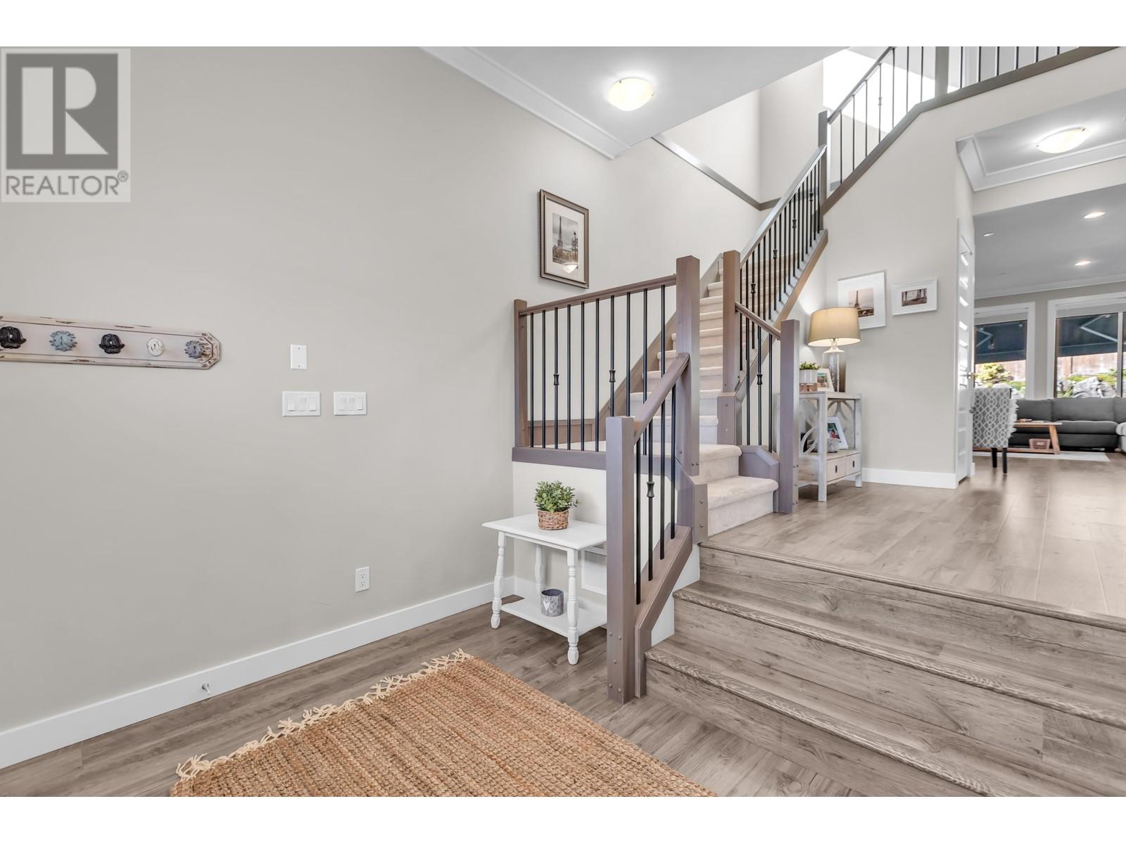 22833 Gilbert Drive, Maple Ridge, British Columbia  V4R 0G4 - Photo 3 - R2818368