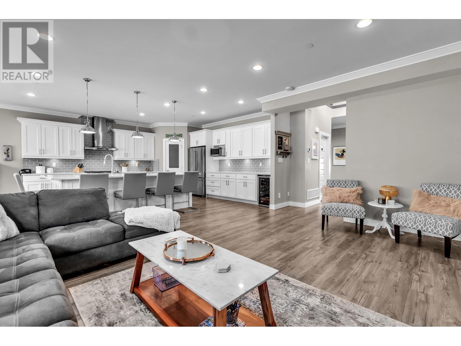 22833 Gilbert Drive, Maple Ridge, British Columbia  V4R 0G4 - Photo 8 - R2818368