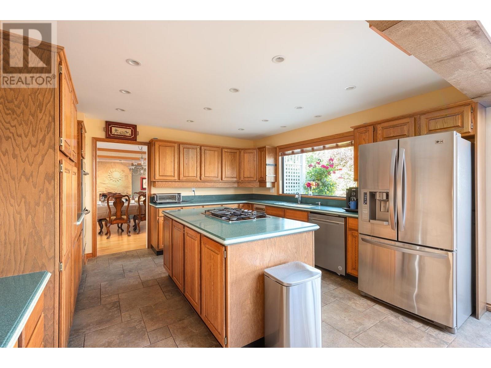 5653 Groveridge Wynd, Delta, British Columbia  V4L 2E4 - Photo 12 - R2818396