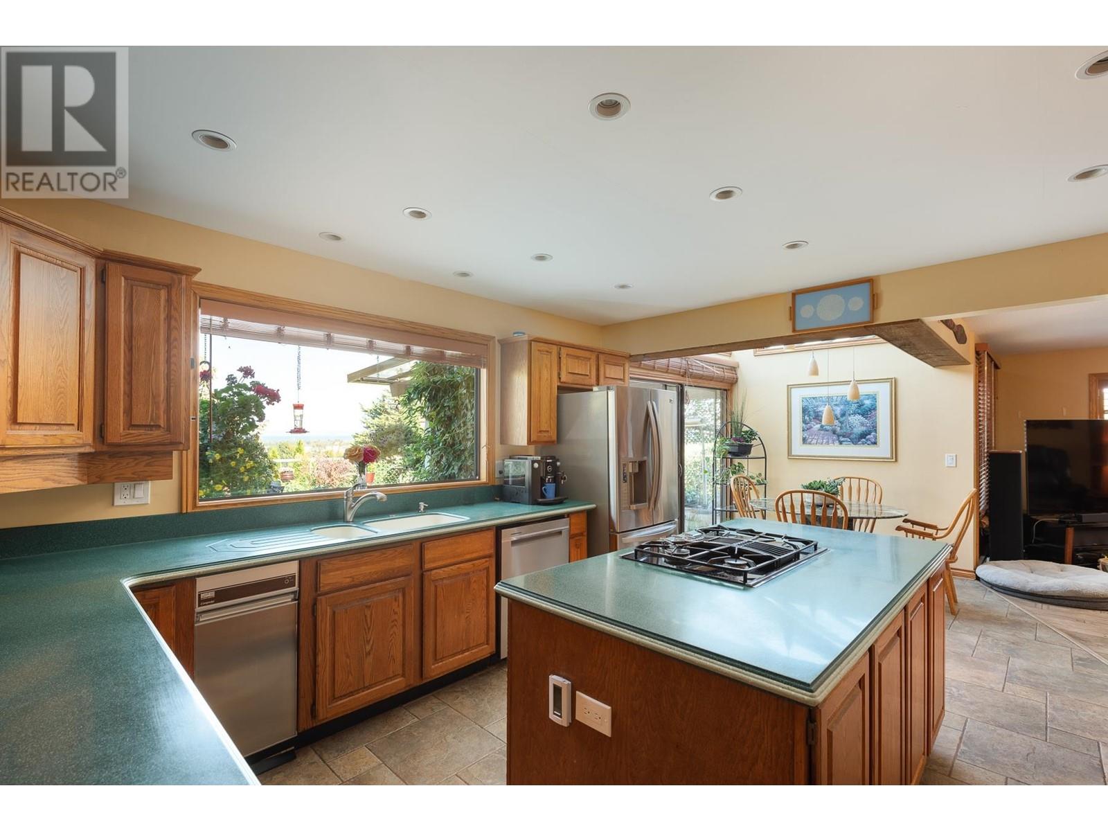 5653 Groveridge Wynd, Delta, British Columbia  V4L 2E4 - Photo 11 - R2818396