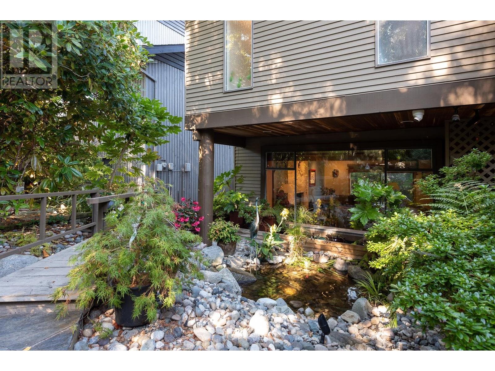 5653 Groveridge Wynd, Delta, British Columbia  V4L 2E4 - Photo 3 - R2818396