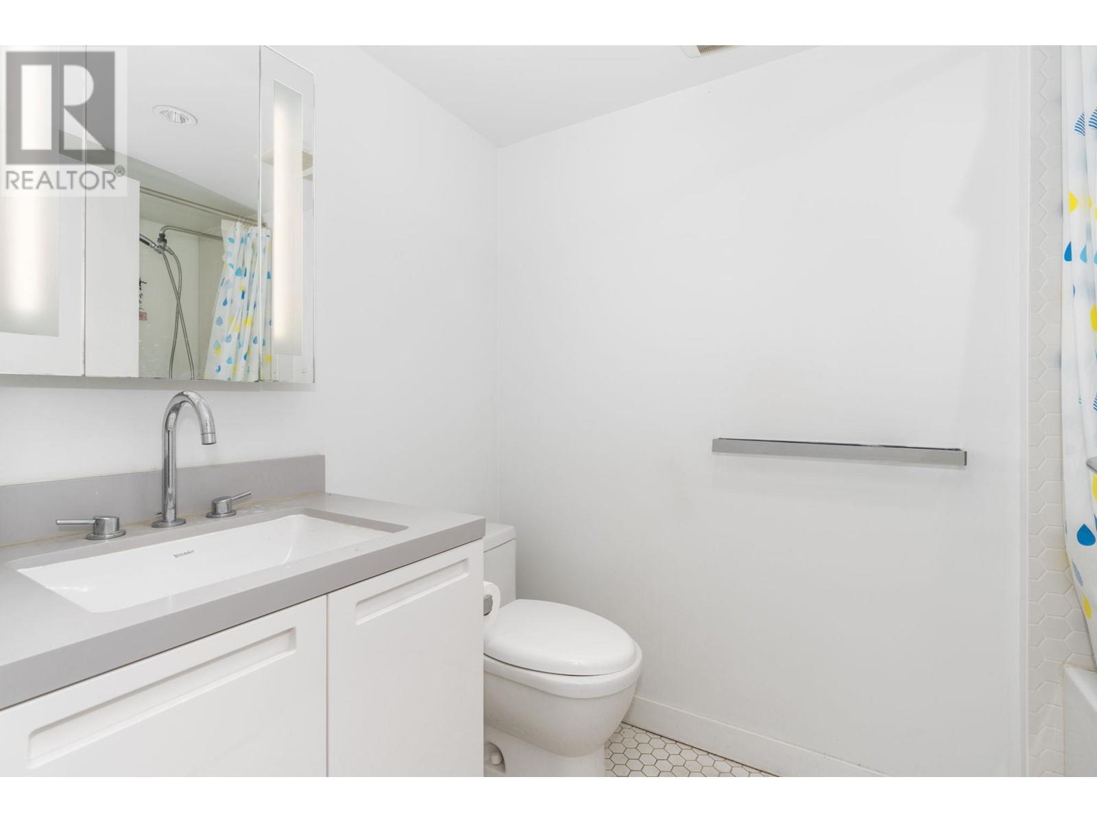 1006 188 Keefer Street, Vancouver, British Columbia  V6A 0E3 - Photo 13 - R2818733