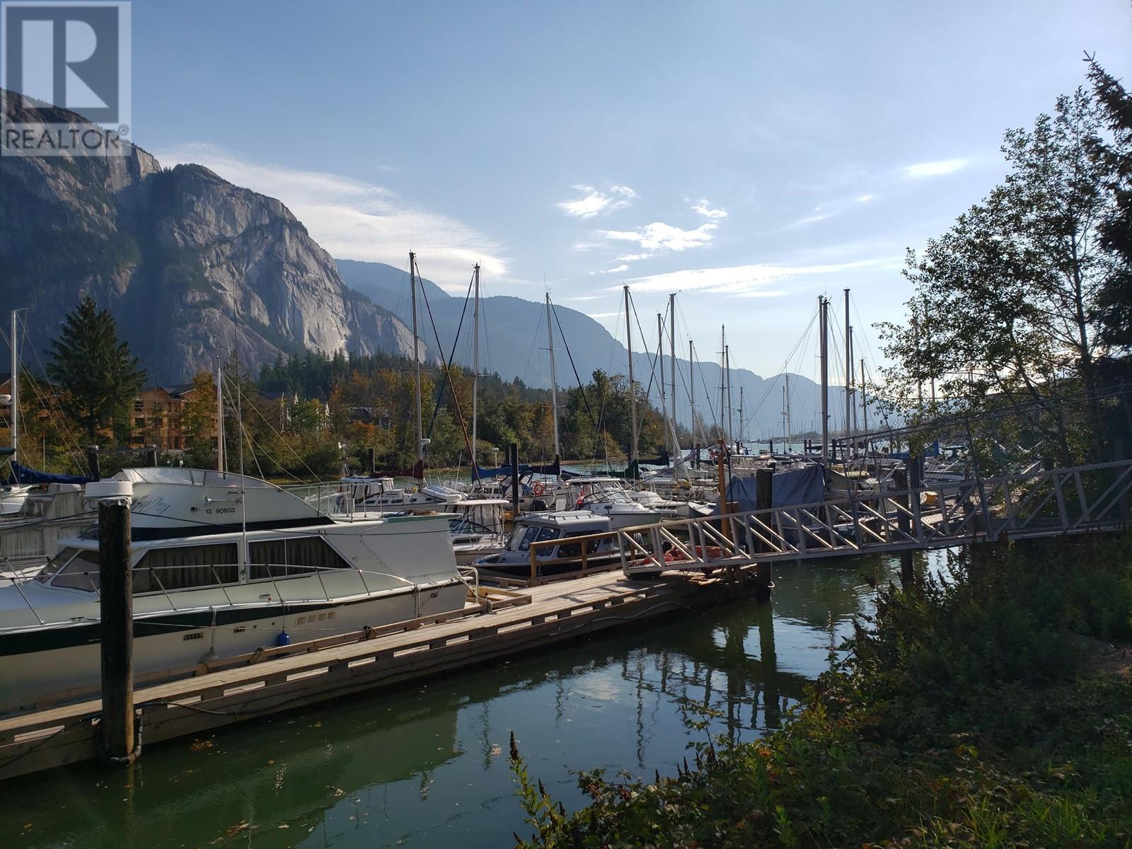 212 1466 Pemberton Avenue, Squamish, British Columbia  V8B 0K1 - Photo 10 - R2818734