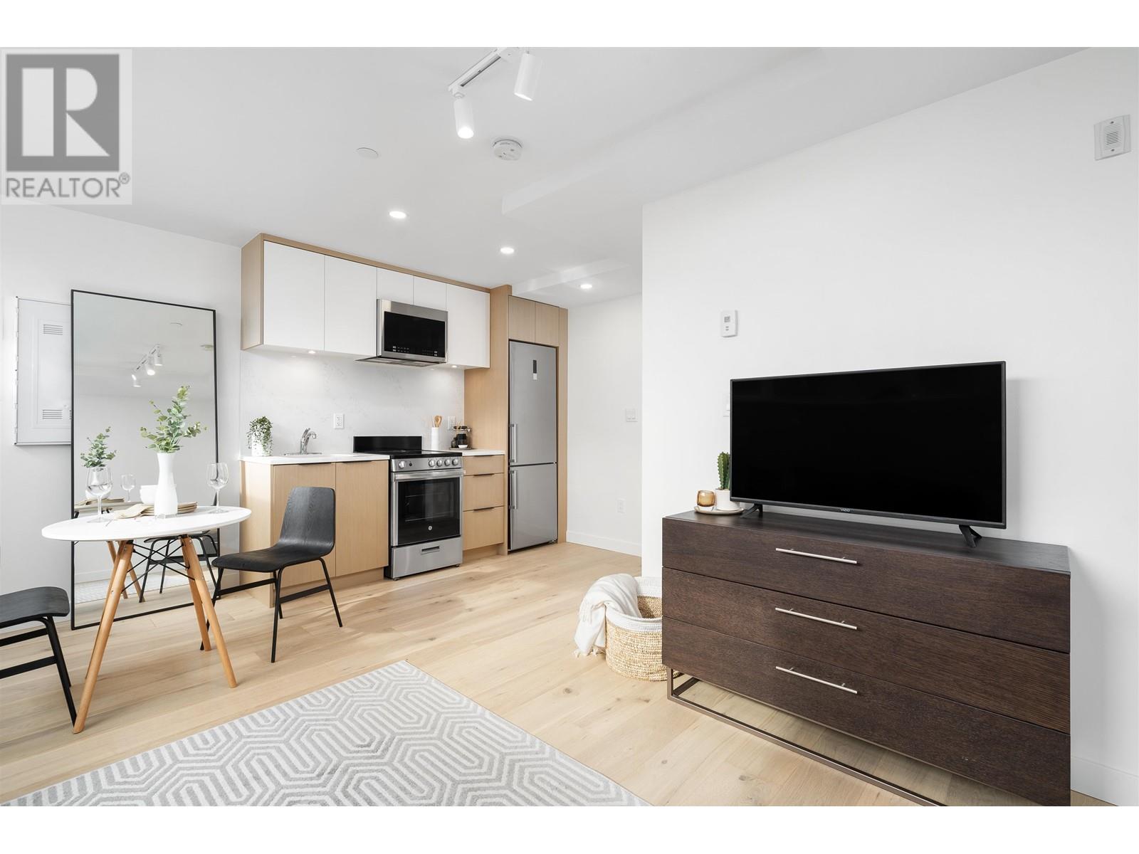 122 649 E 3rd Street, North Vancouver, British Columbia  V7L 1G6 - Photo 30 - R2818739