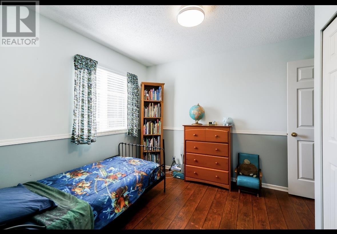 472 Cariboo Crescent, Coquitlam, British Columbia  V3C 4X7 - Photo 9 - R2816535