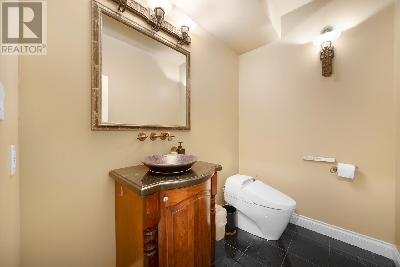 5388 Rugby Street, Burnaby, British Columbia  V5E 2N1 - Photo 14 - R2818728