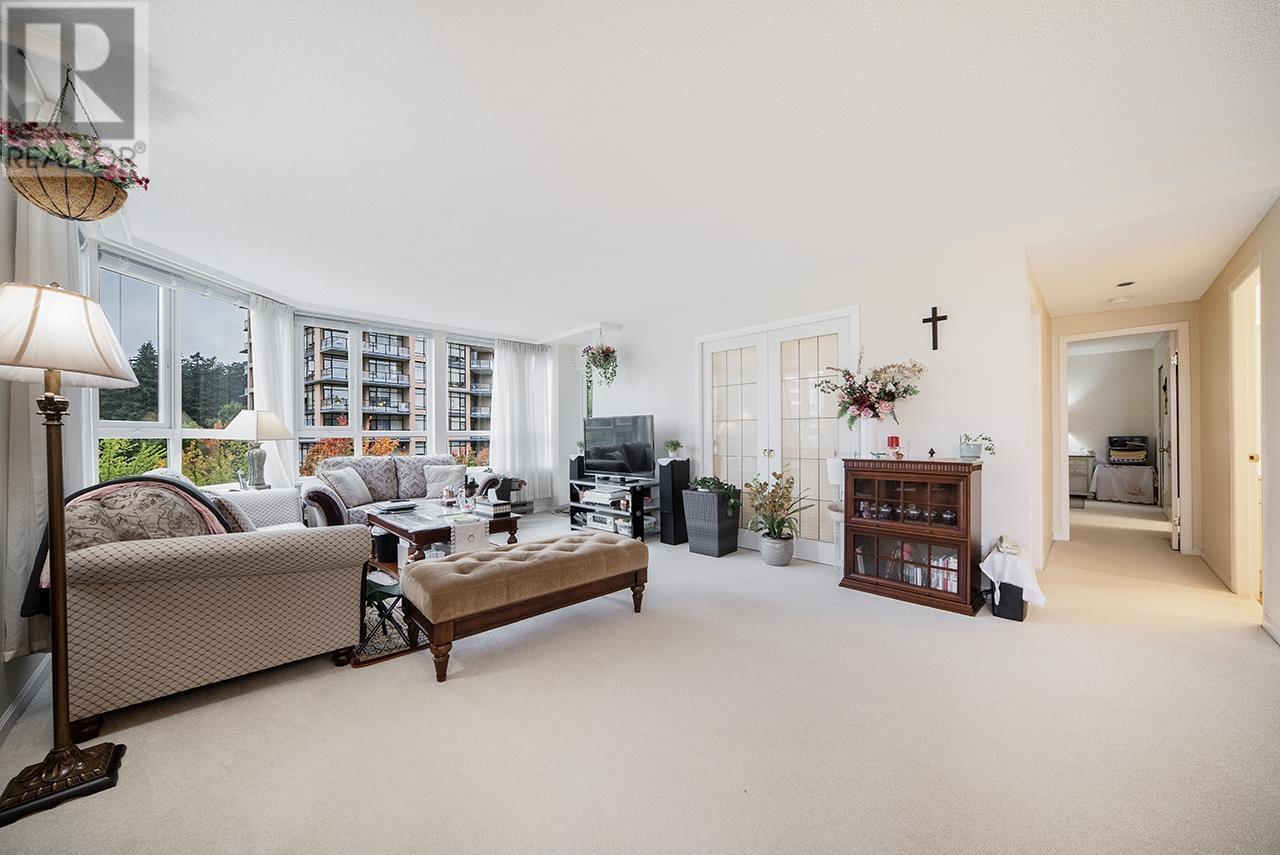 603 6152 Kathleen Avenue, Burnaby, British Columbia  V5H 4K8 - Photo 2 - R2818550