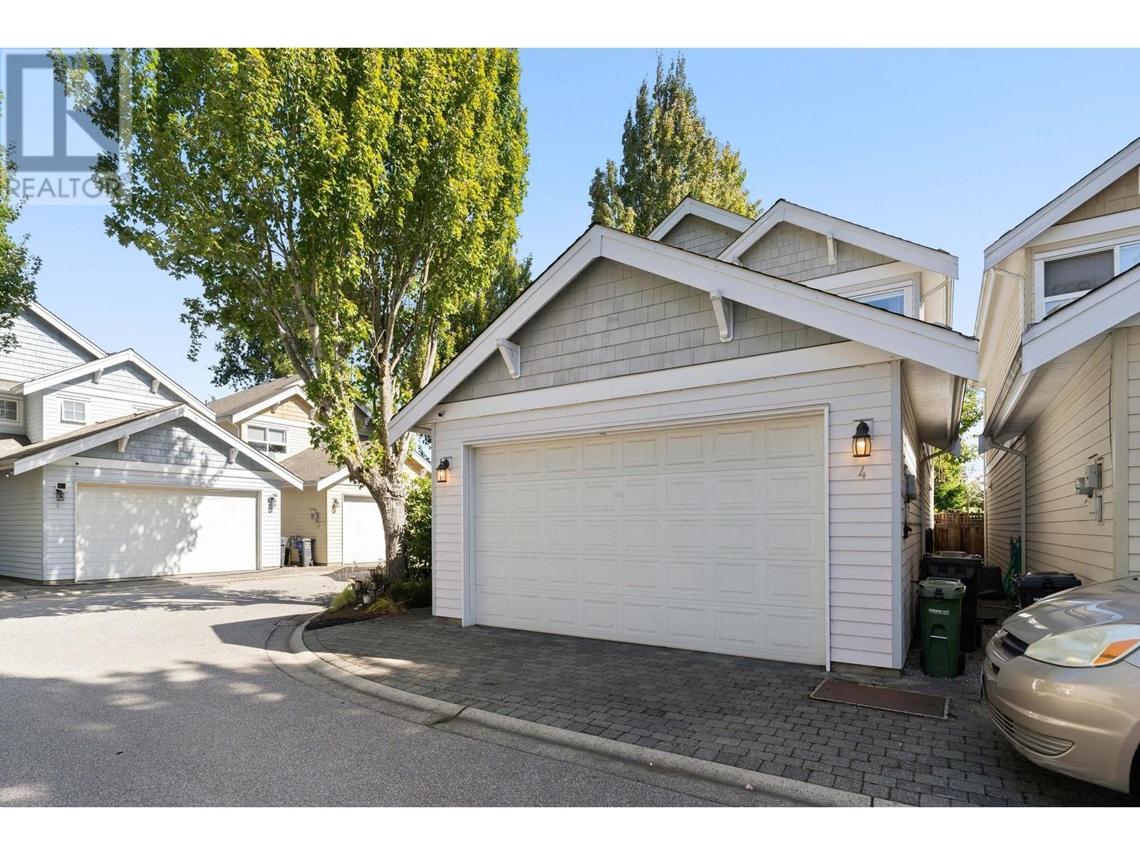 4 4791 Steveston Highway, Richmond, British Columbia  V7E 2K4 - Photo 2 - R2818738