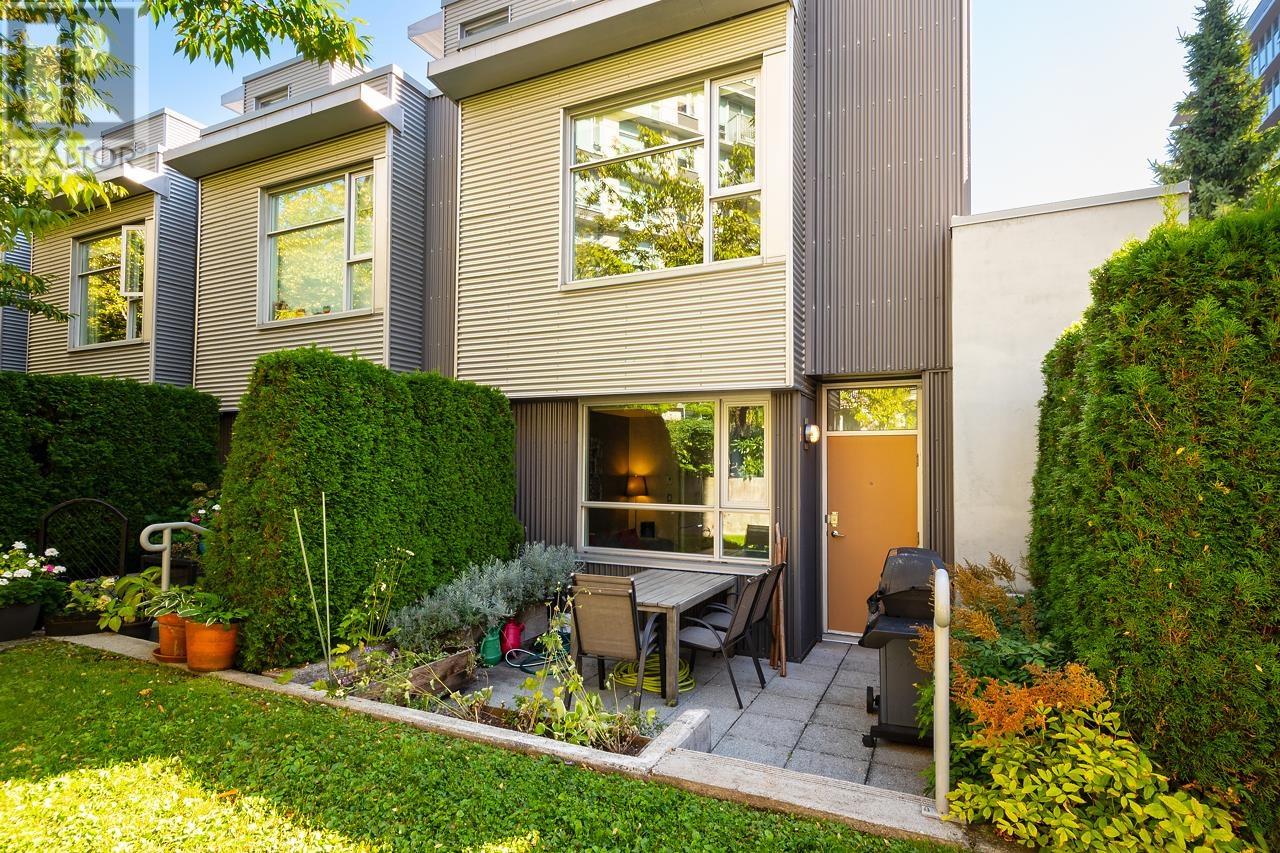 2717 Prince Edward Street, Vancouver, British Columbia  V5T 4V8 - Photo 31 - R2818809