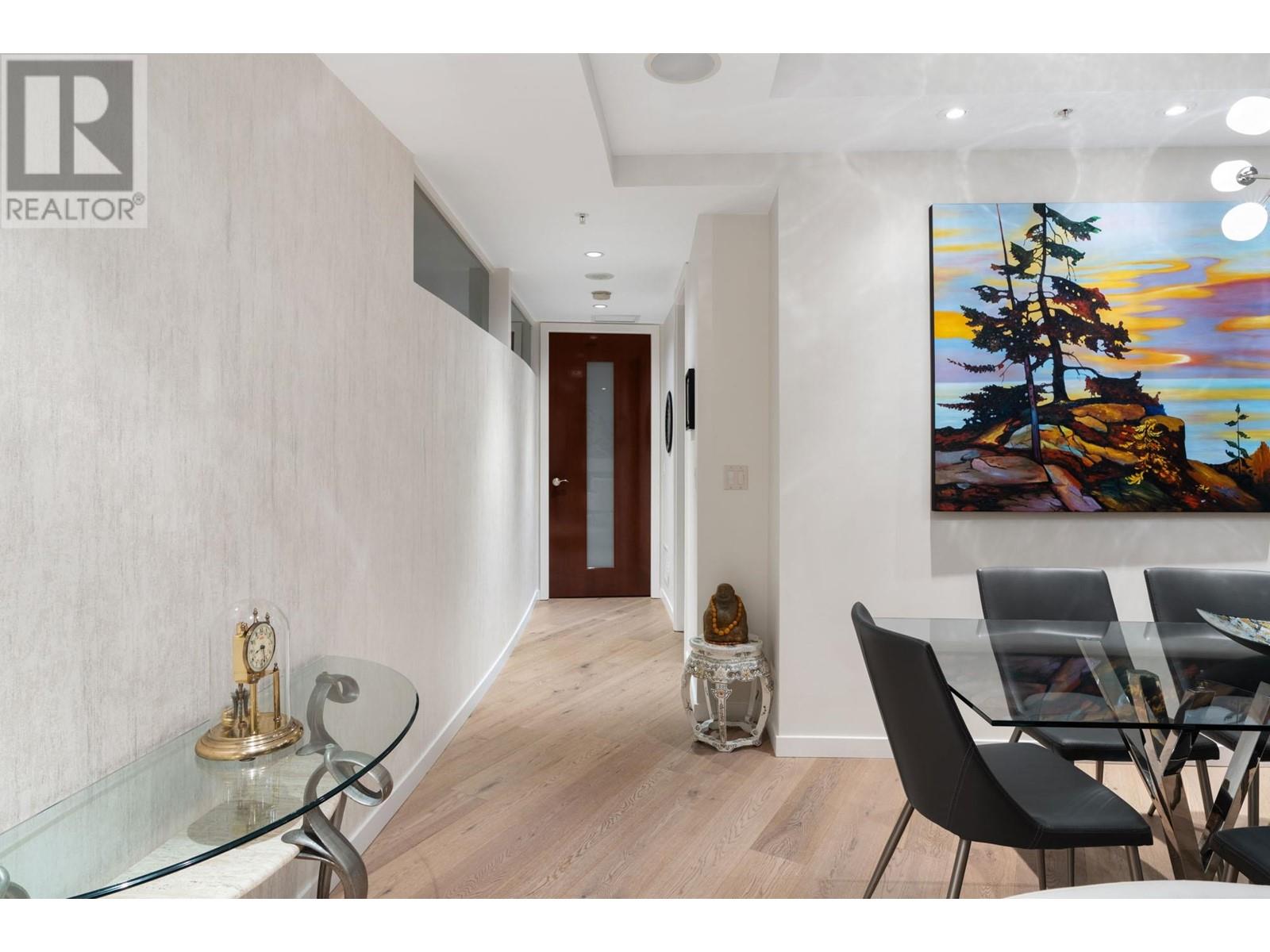 3703 938 Nelson Street, Vancouver, British Columbia  V6Z 3A7 - Photo 2 - R2818821