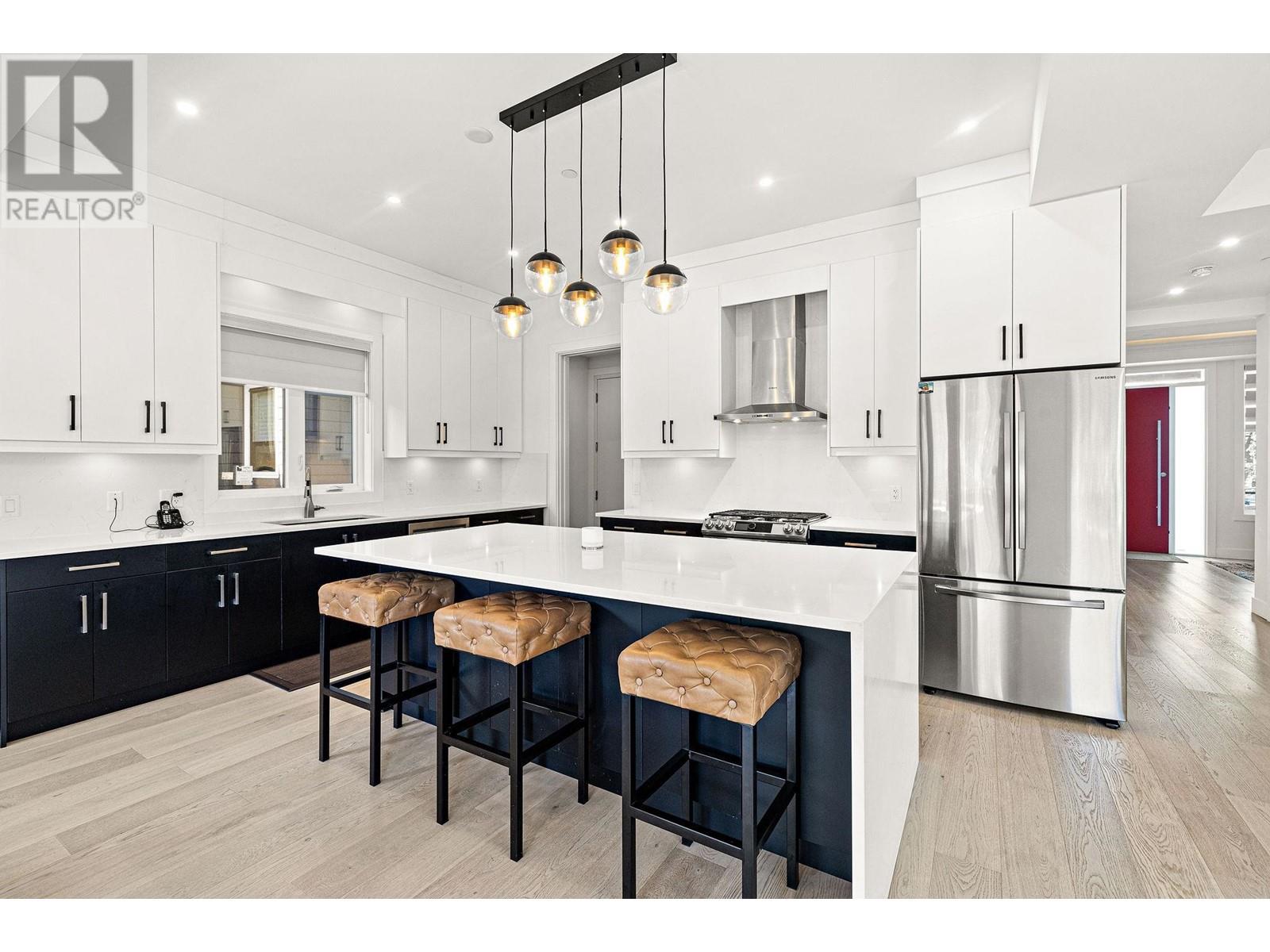 39416 CARDINAL DRIVE, squamish, British Columbia