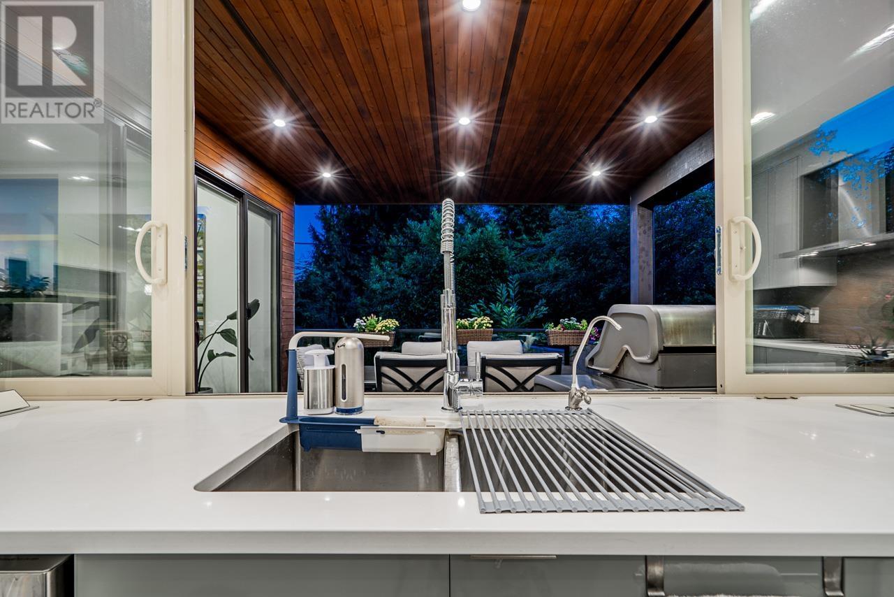955 Melbourne Avenue, North Vancouver, British Columbia  V7R 1P1 - Photo 12 - R2818812