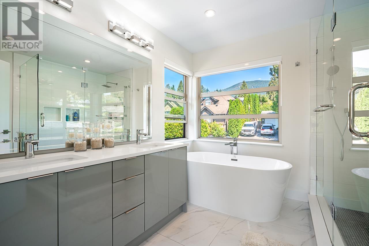 955 Melbourne Avenue, North Vancouver, British Columbia  V7R 1P1 - Photo 20 - R2818812