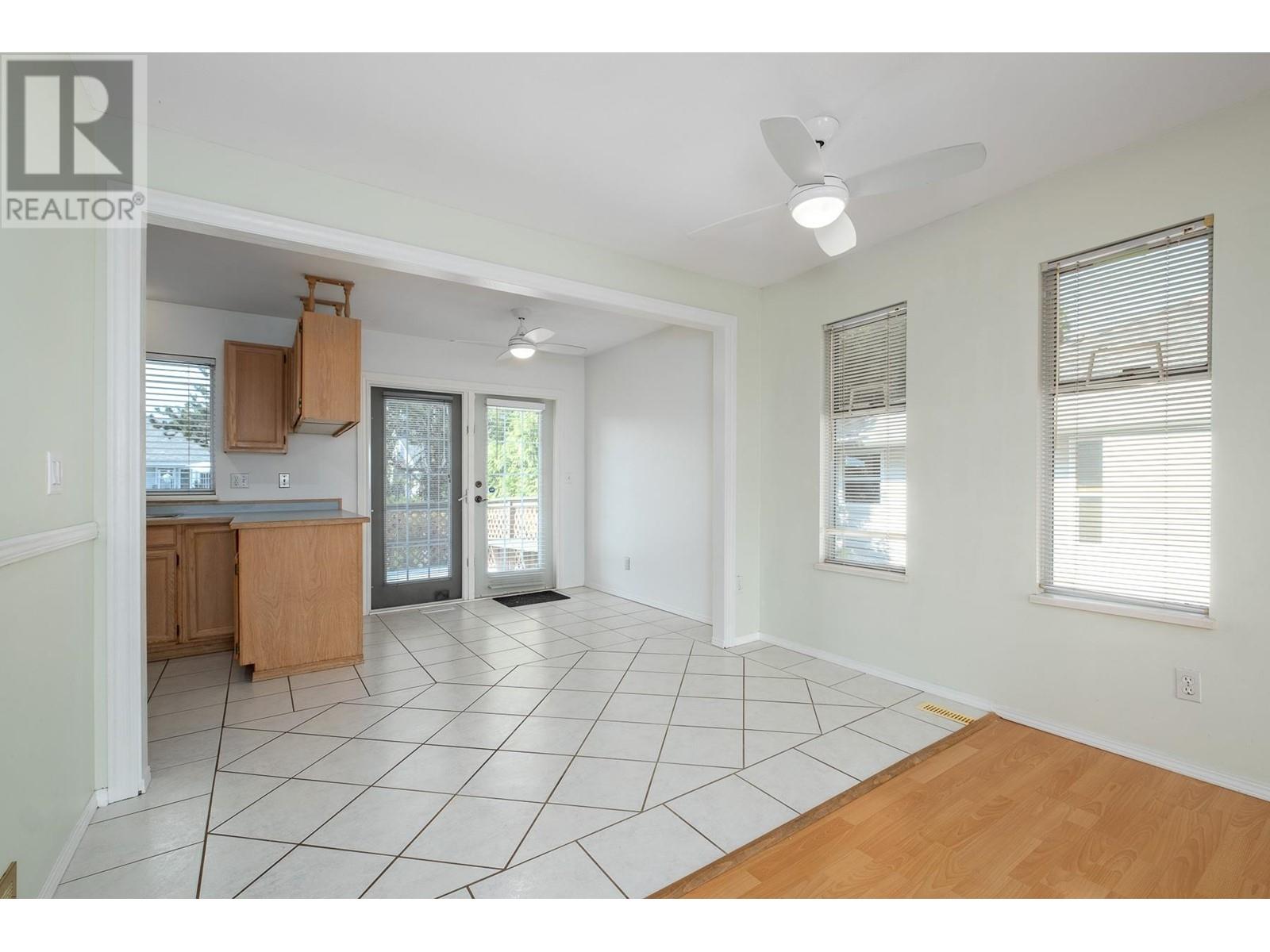 12431 188a Street, Pitt Meadows, British Columbia  V3Y 2H5 - Photo 10 - R2818898