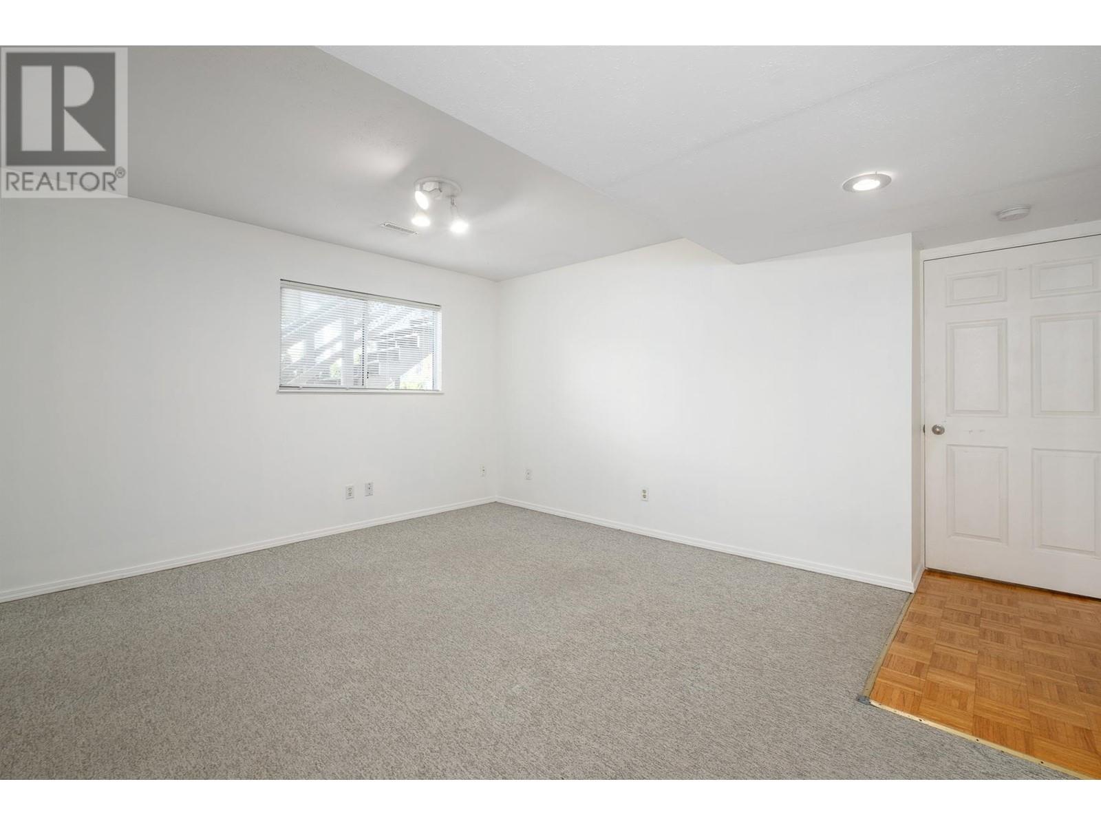 12431 188a Street, Pitt Meadows, British Columbia  V3Y 2H5 - Photo 25 - R2818898