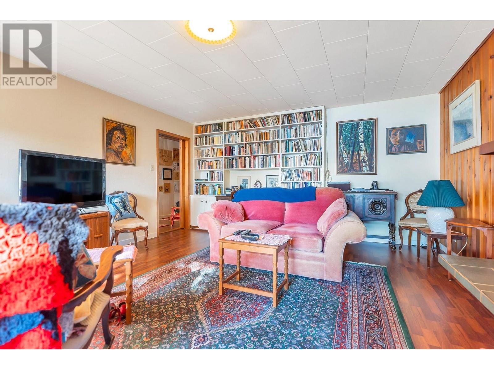 4573 Strathcona Road, North Vancouver, British Columbia  V7G 1G7 - Photo 33 - R2818903