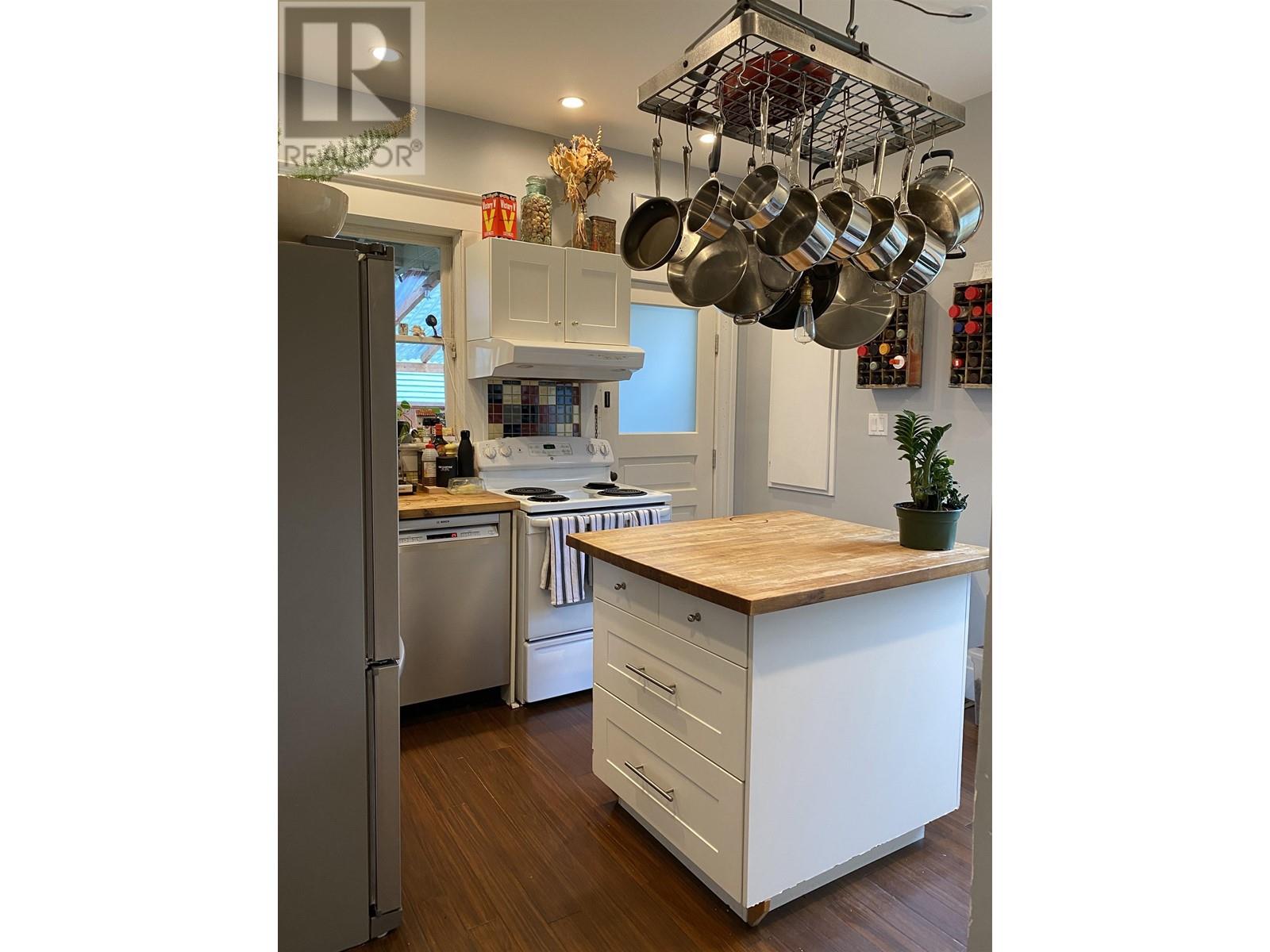 242 Princess Avenue, Vancouver, British Columbia  V6A 3C5 - Photo 13 - R2818913