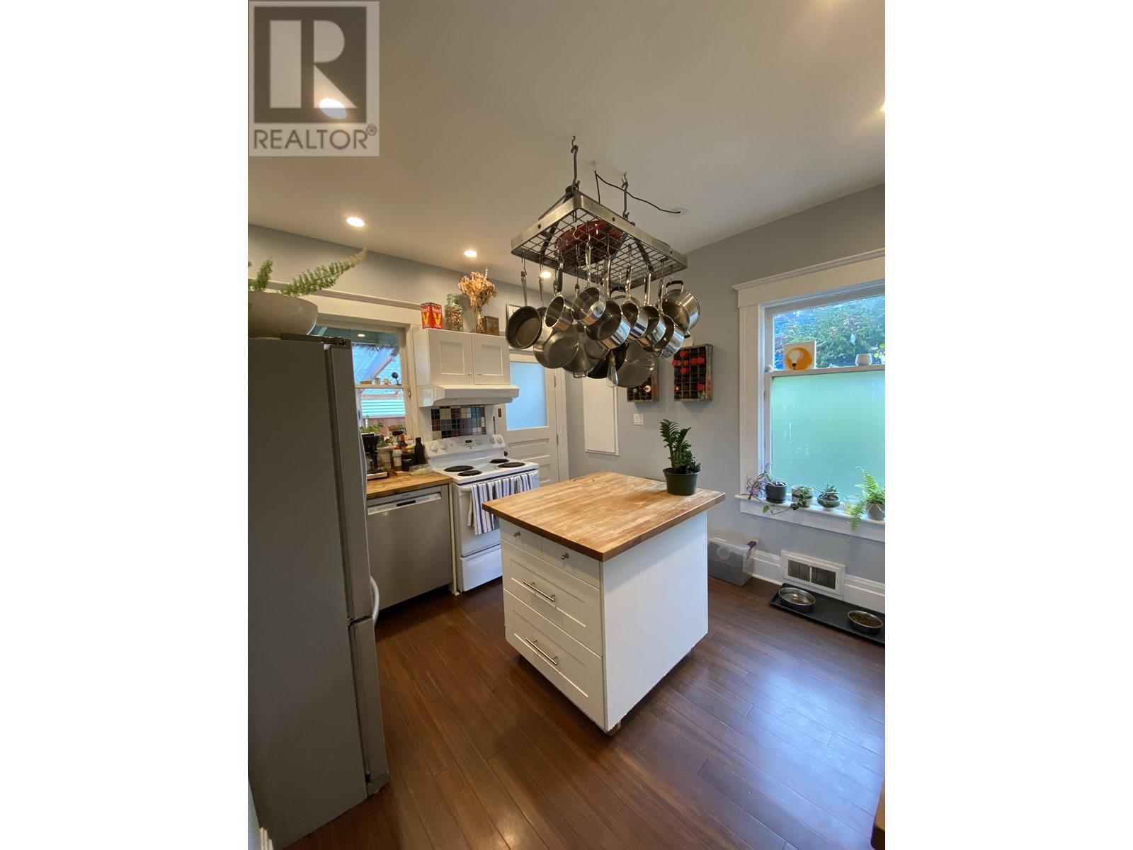 242 Princess Avenue, Vancouver, British Columbia  V6A 3C5 - Photo 15 - R2818913