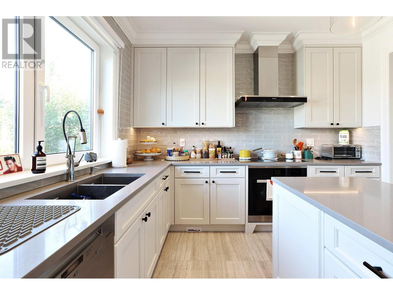 4499 W 5th Avenue, Vancouver, British Columbia  V6R 1S4 - Photo 5 - R2818851
