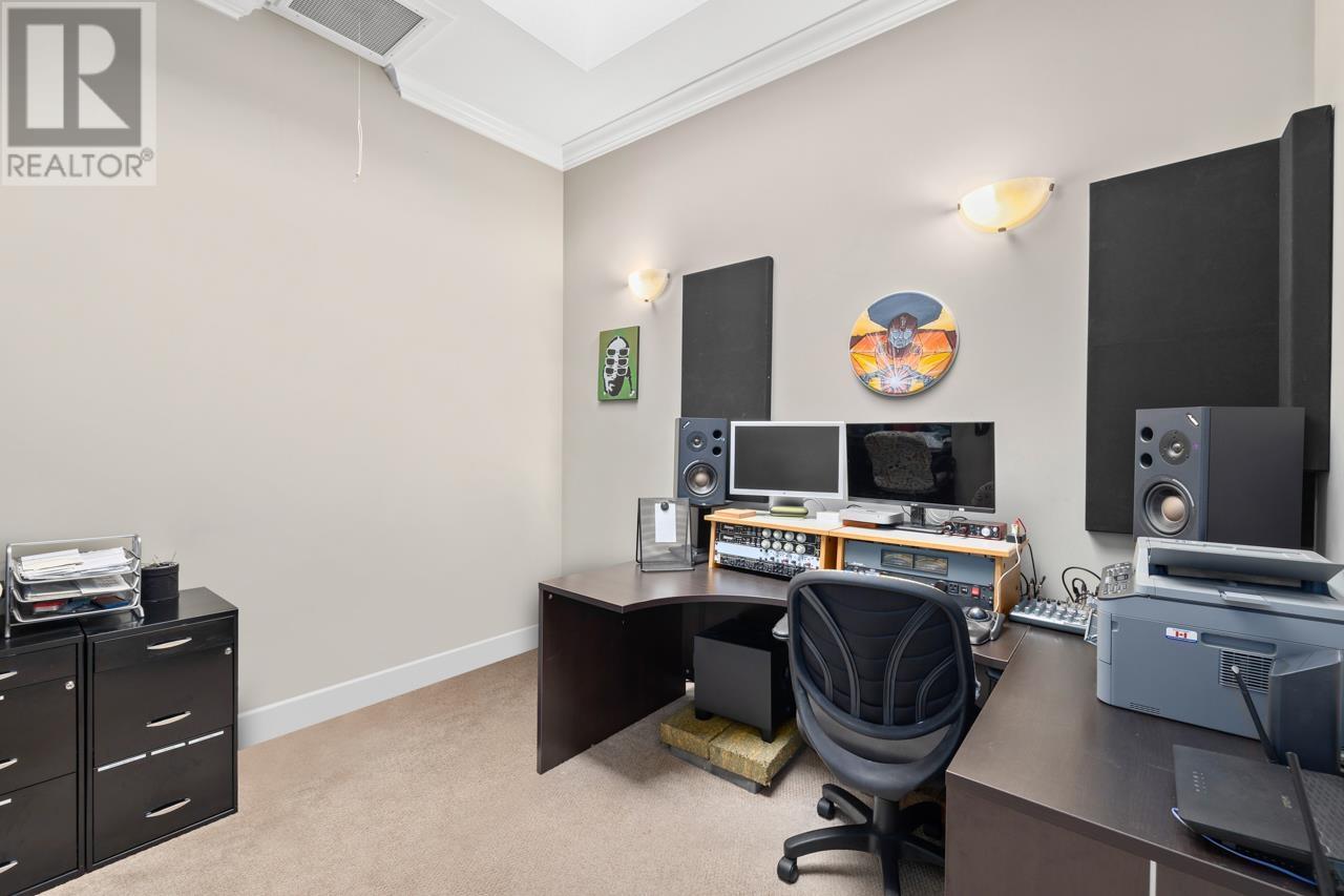 202 1637 E Pender Street, Vancouver, British Columbia  V5L 1W2 - Photo 18 - R2818052