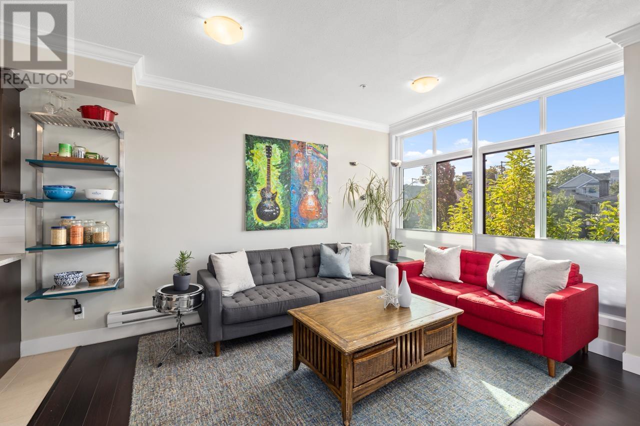 202 1637 E Pender Street, Vancouver, British Columbia  V5L 1W2 - Photo 2 - R2818052