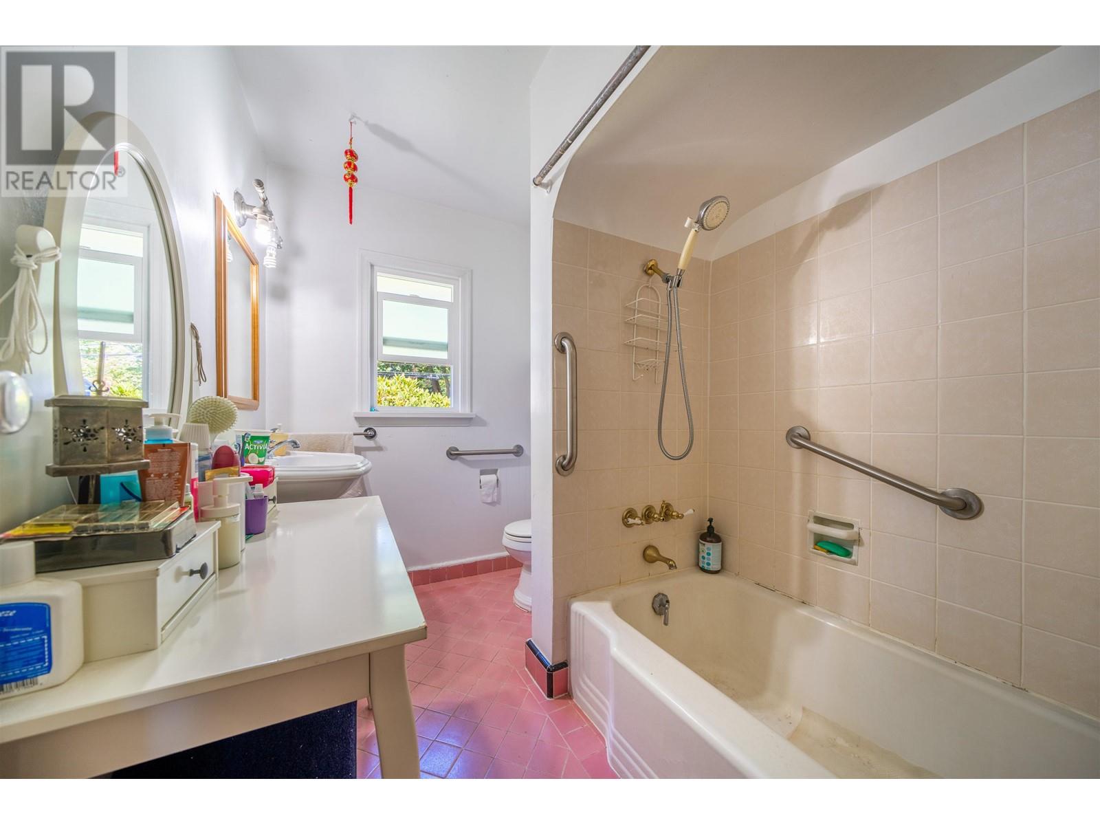 115 E 41st Avenue, Vancouver, British Columbia  V5W 1N6 - Photo 11 - R2817346