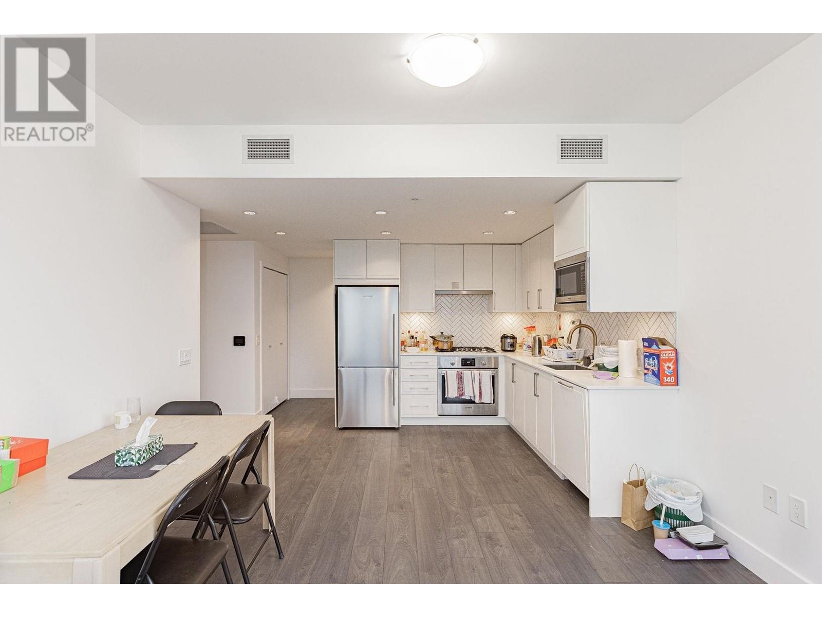1008 2435 Kingsway, Vancouver, British Columbia  V5R 5G8 - Photo 6 - R2818902