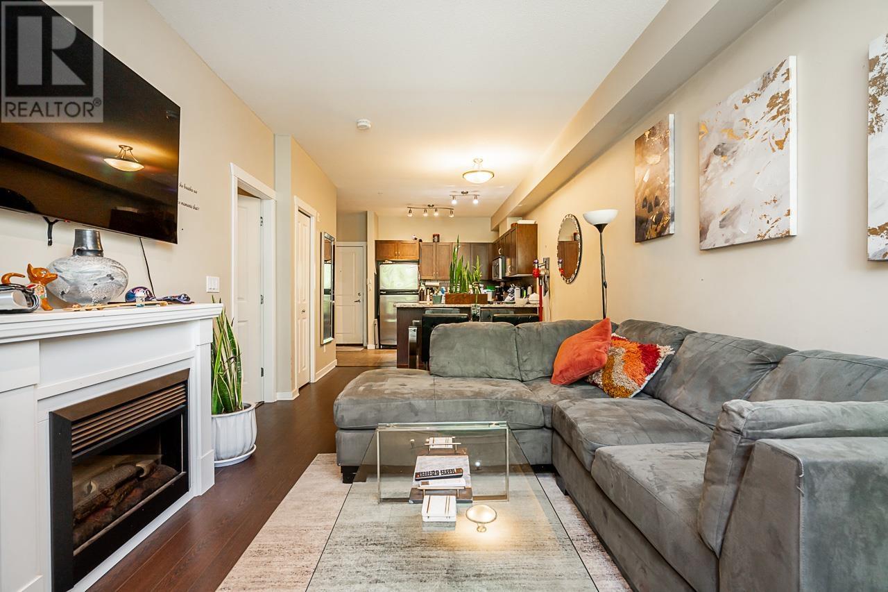 217 2336 Whyte Avenue, Port Coquitlam, British Columbia  V3C 0A5 - Photo 4 - R2818921