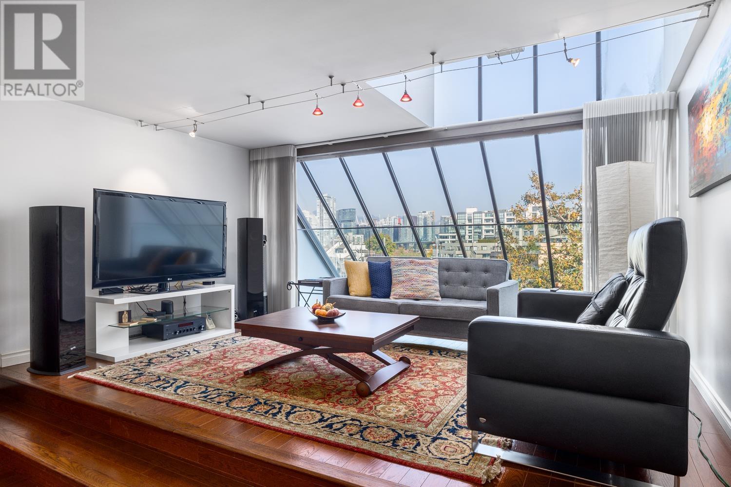 312 674 Leg In Boot Square, Vancouver, British Columbia  V5Z 4B4 - Photo 15 - R2818945