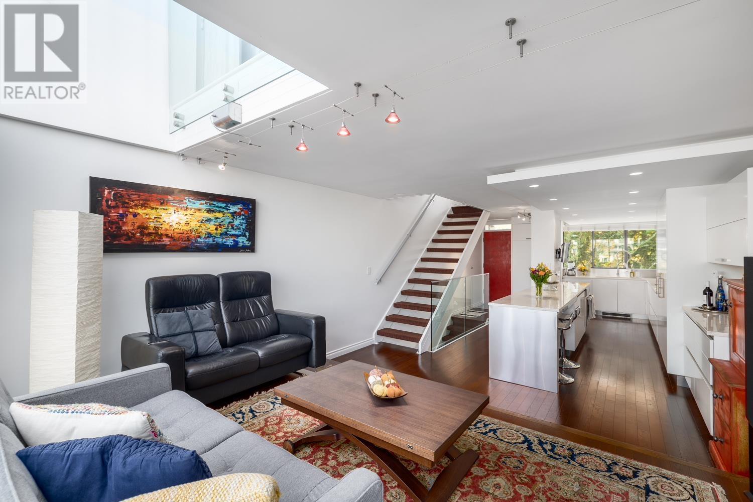 312 674 Leg In Boot Square, Vancouver, British Columbia  V5Z 4B4 - Photo 16 - R2818945