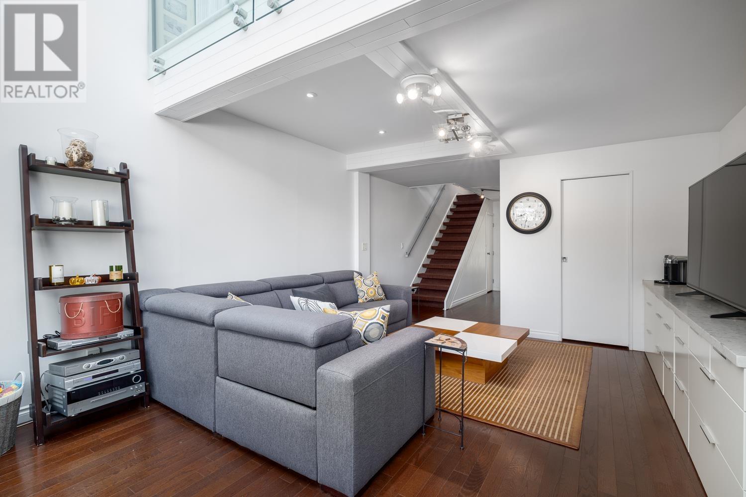312 674 Leg In Boot Square, Vancouver, British Columbia  V5Z 4B4 - Photo 24 - R2818945
