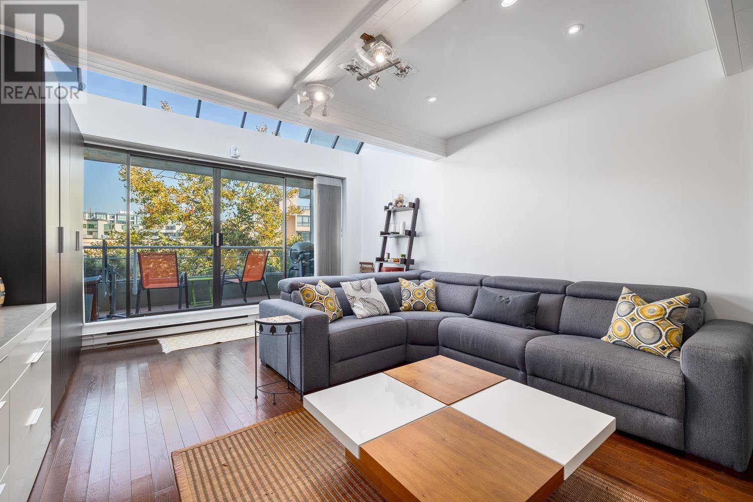 312 674 Leg In Boot Square, Vancouver, British Columbia  V5Z 4B4 - Photo 26 - R2818945